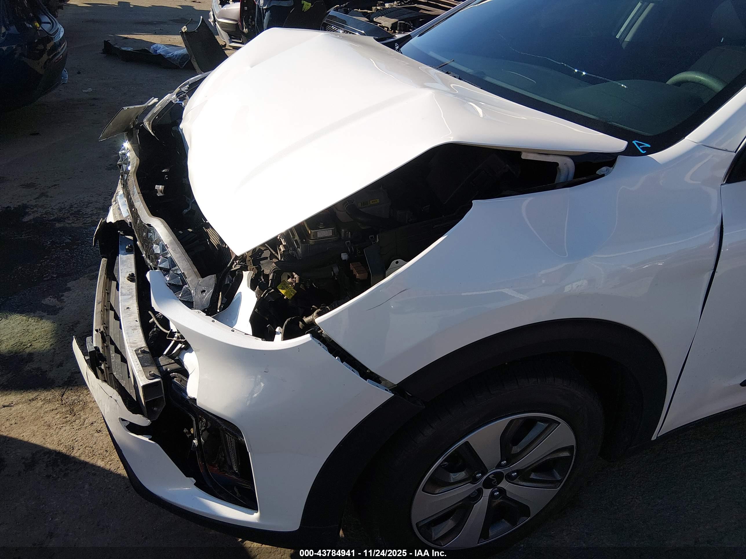 KIA NIRO image 6