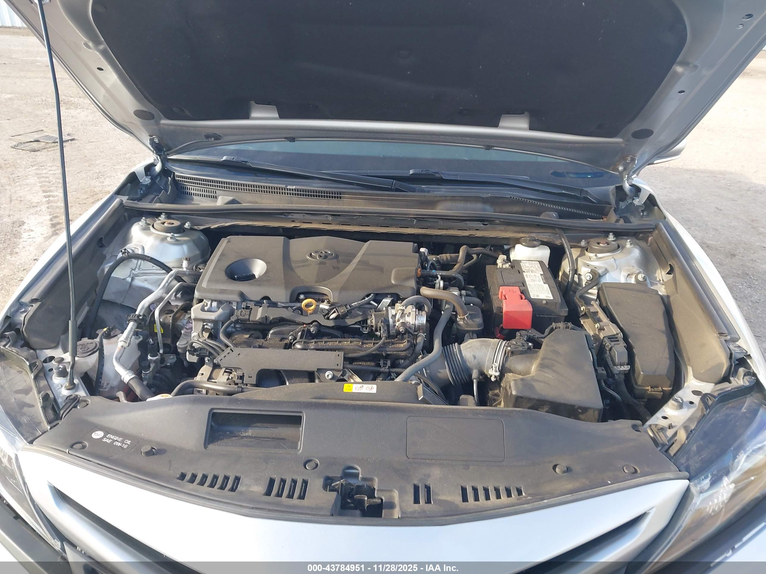 TOYOTA CAMRY image 10