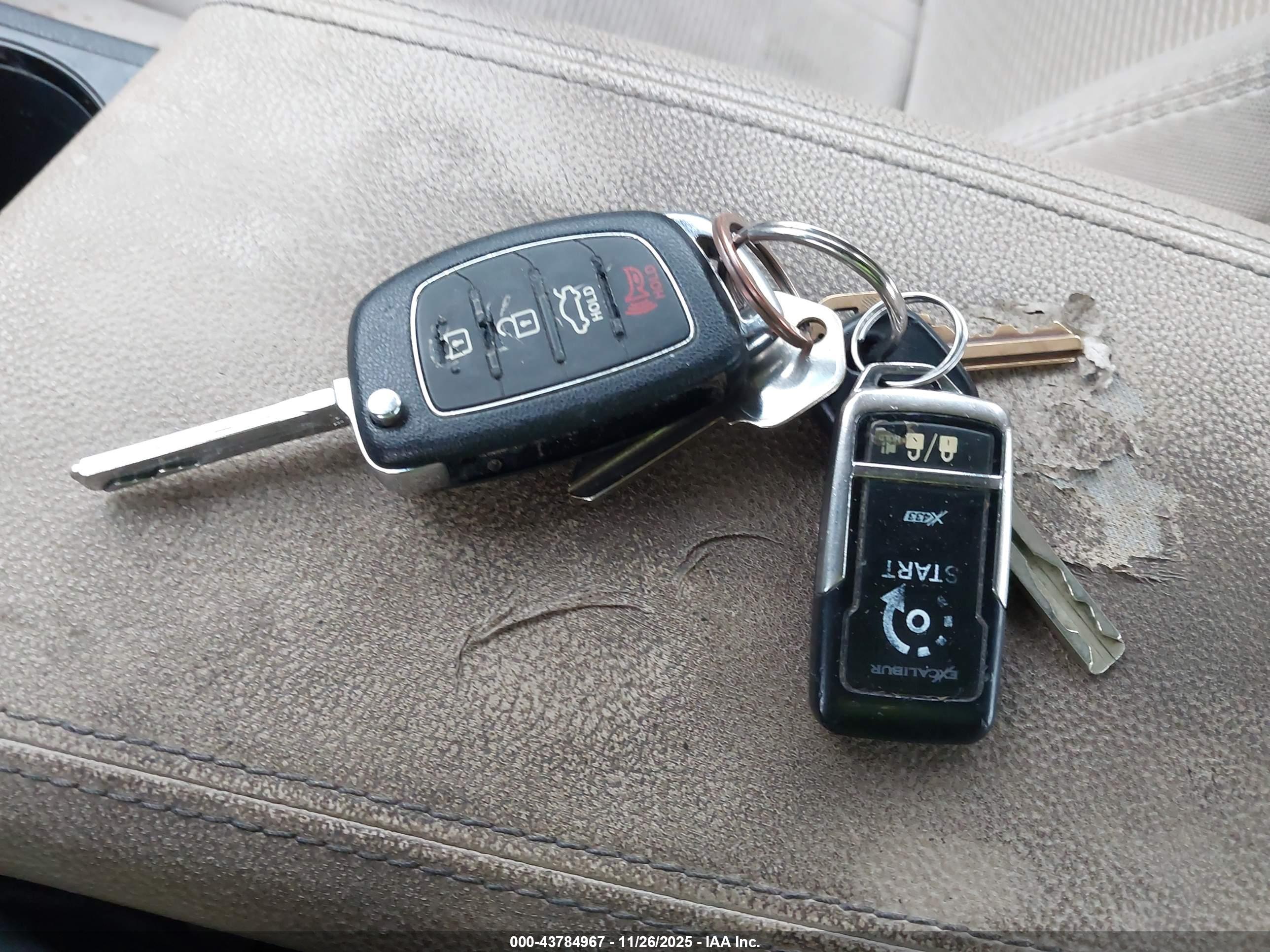 HYUNDAI SONATA image 11