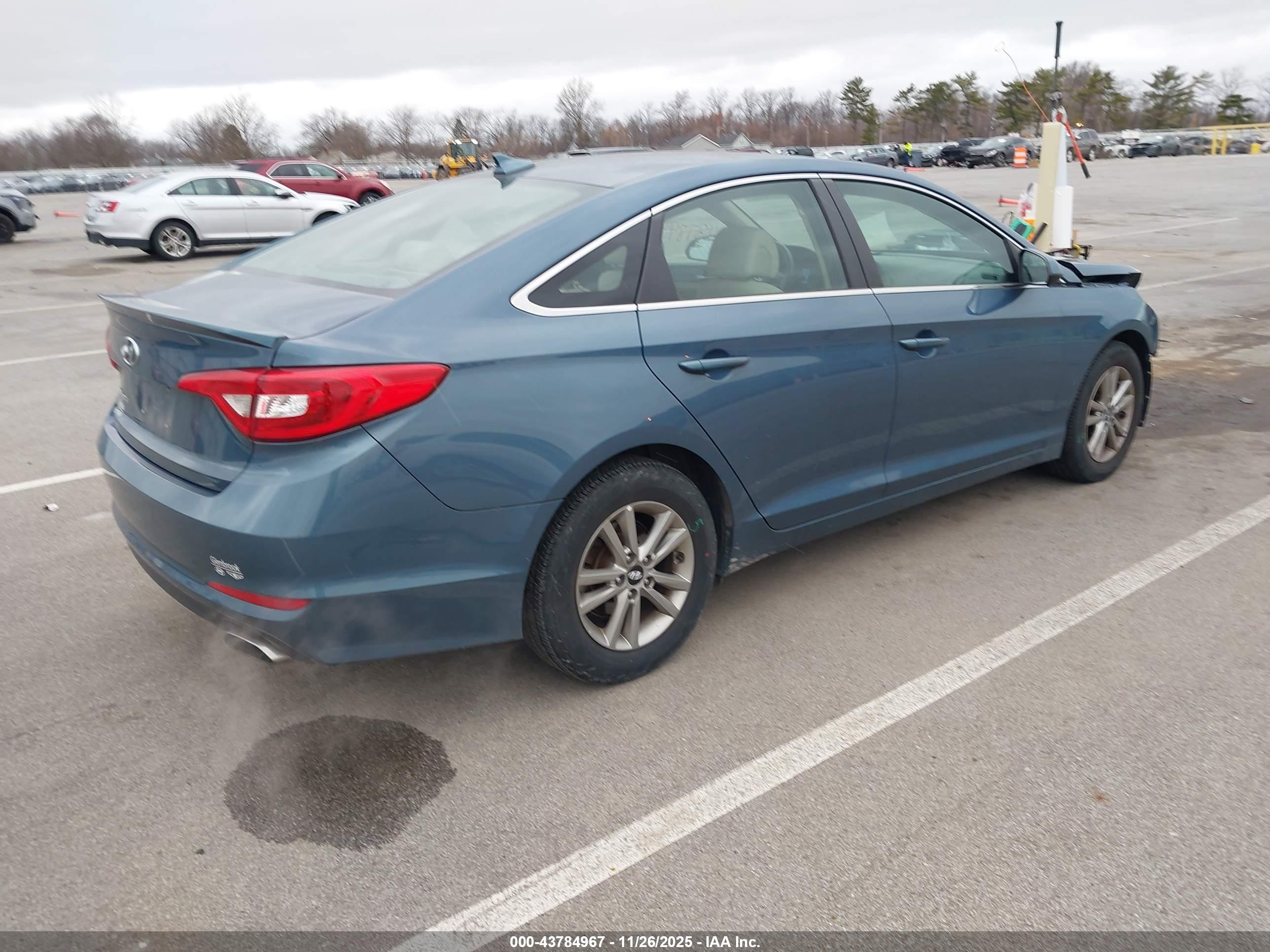 HYUNDAI SONATA image 4