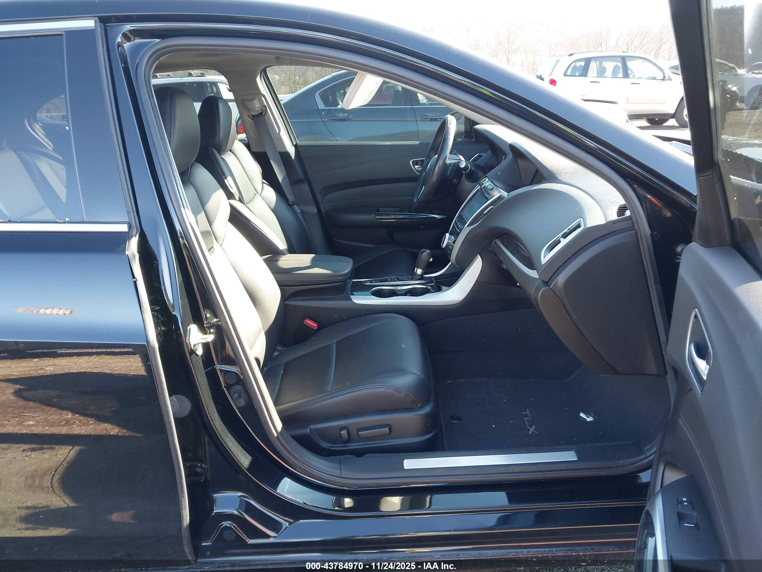 ACURA TLX image 5
