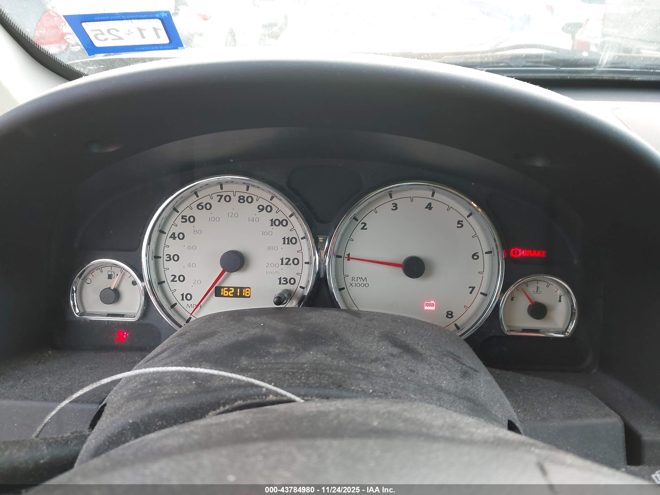 SATURN VUE image 7