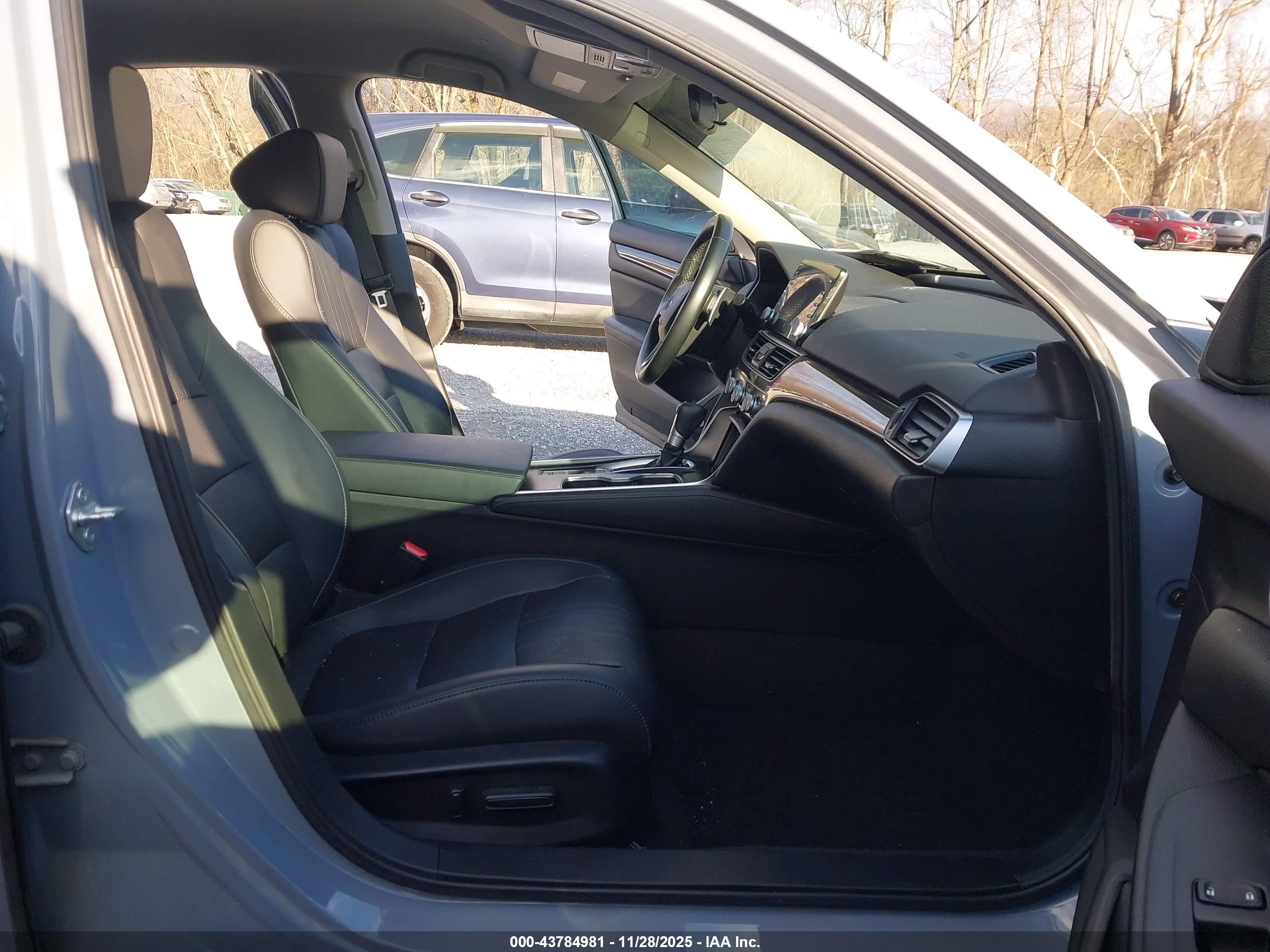 HONDA ACCORD image 5