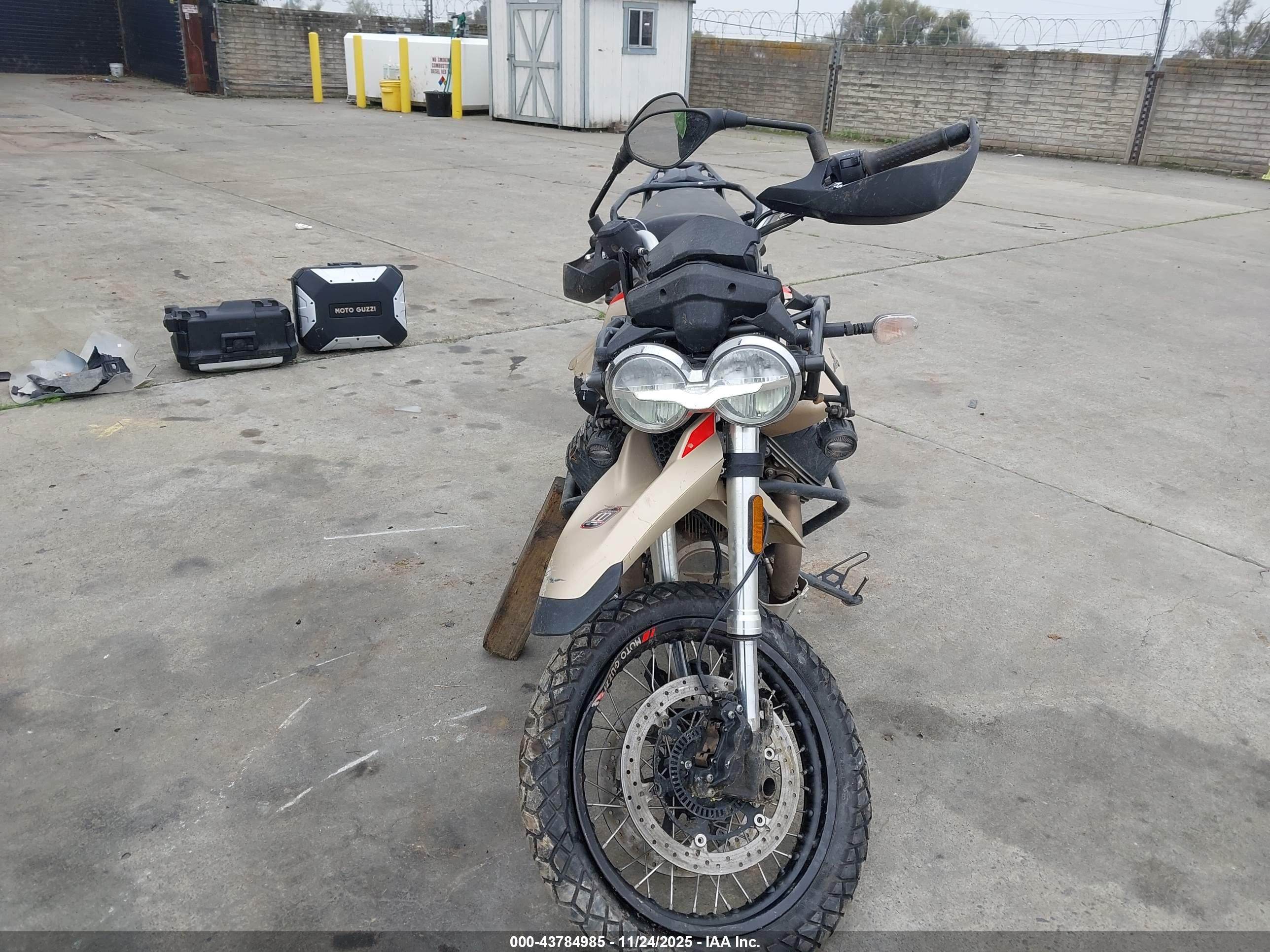 MOTO GUZZI image 5