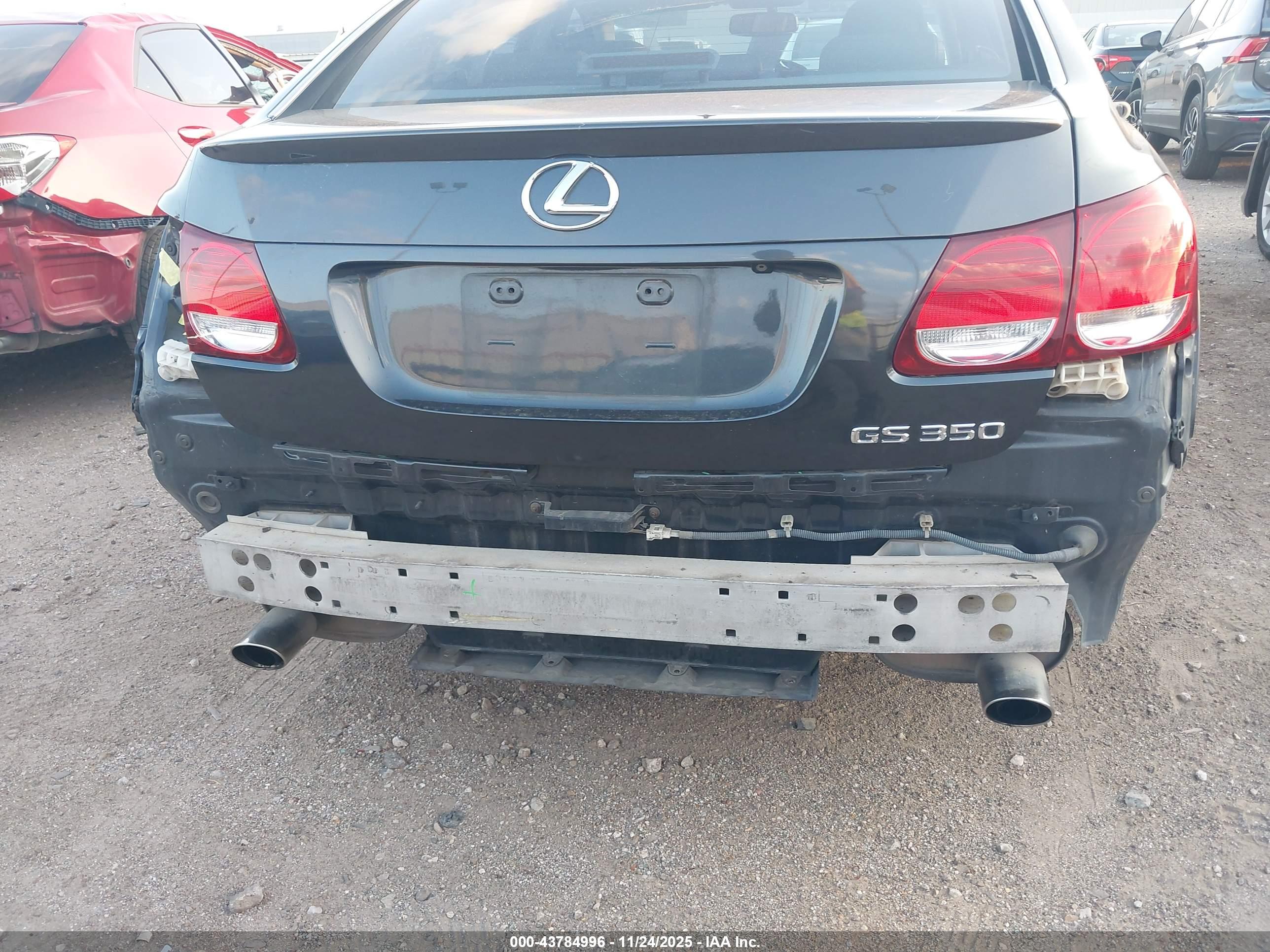 LEXUS GS image 6