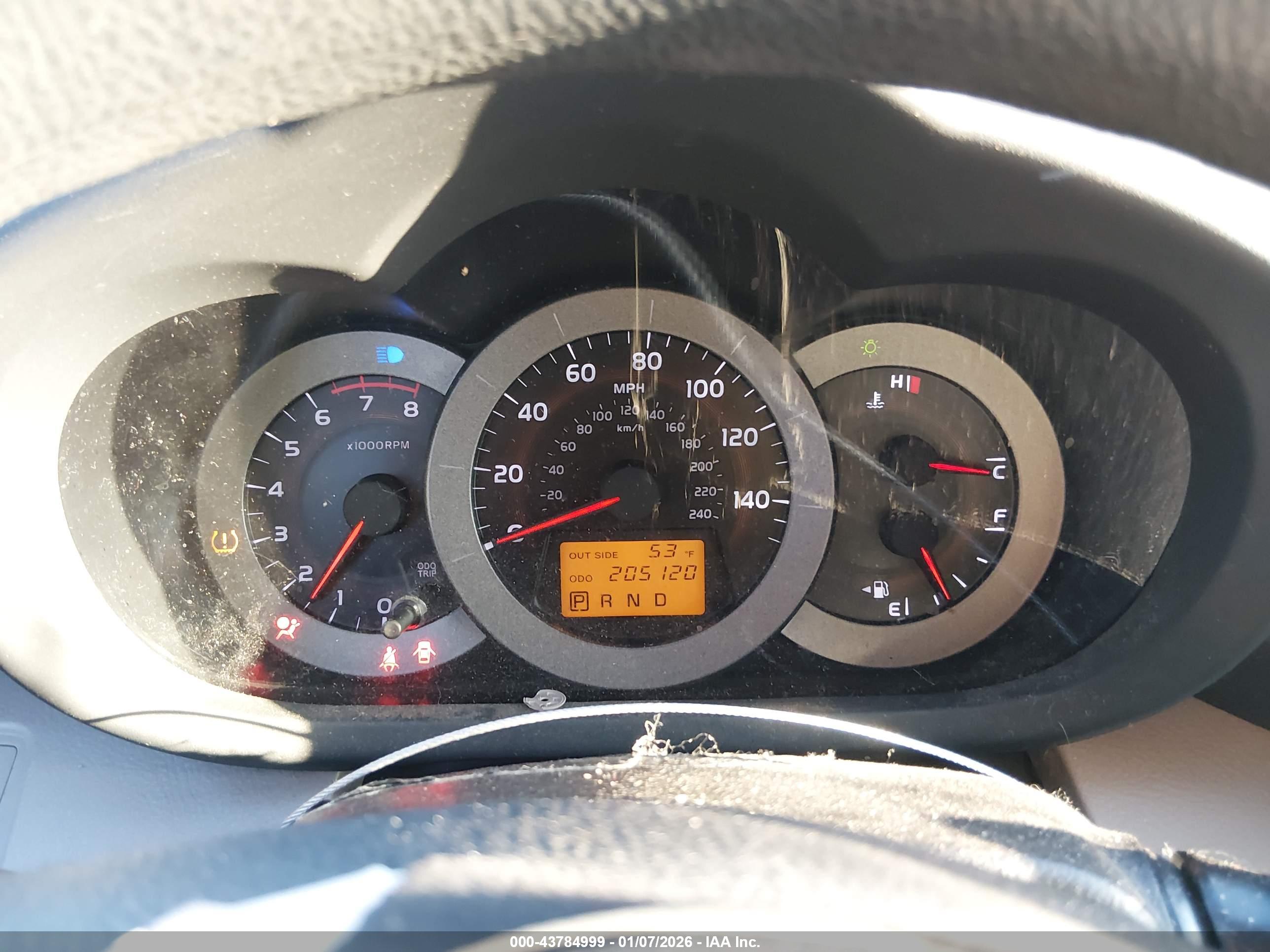 TOYOTA RAV4 image 7