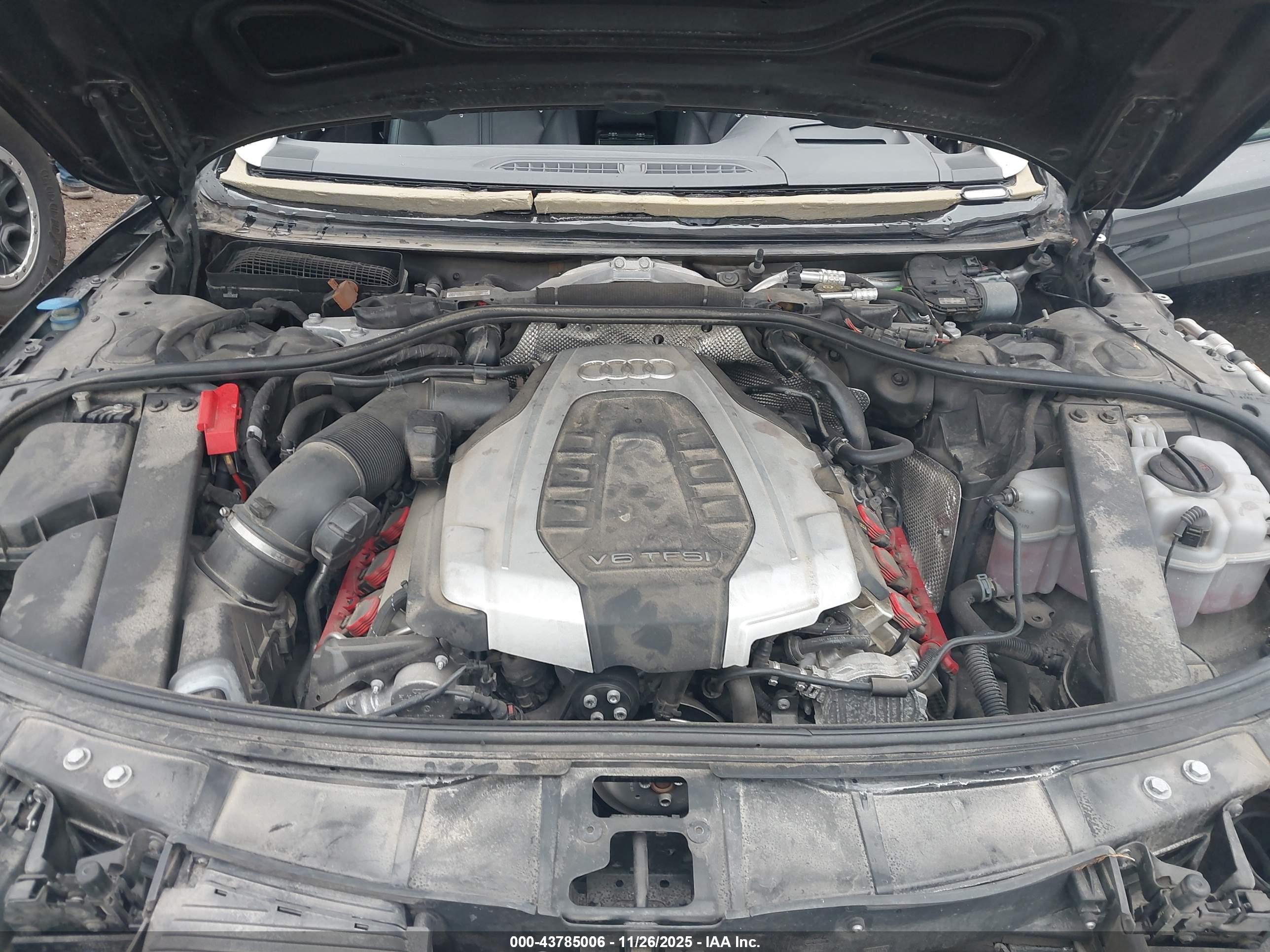 AUDI A8 image 10