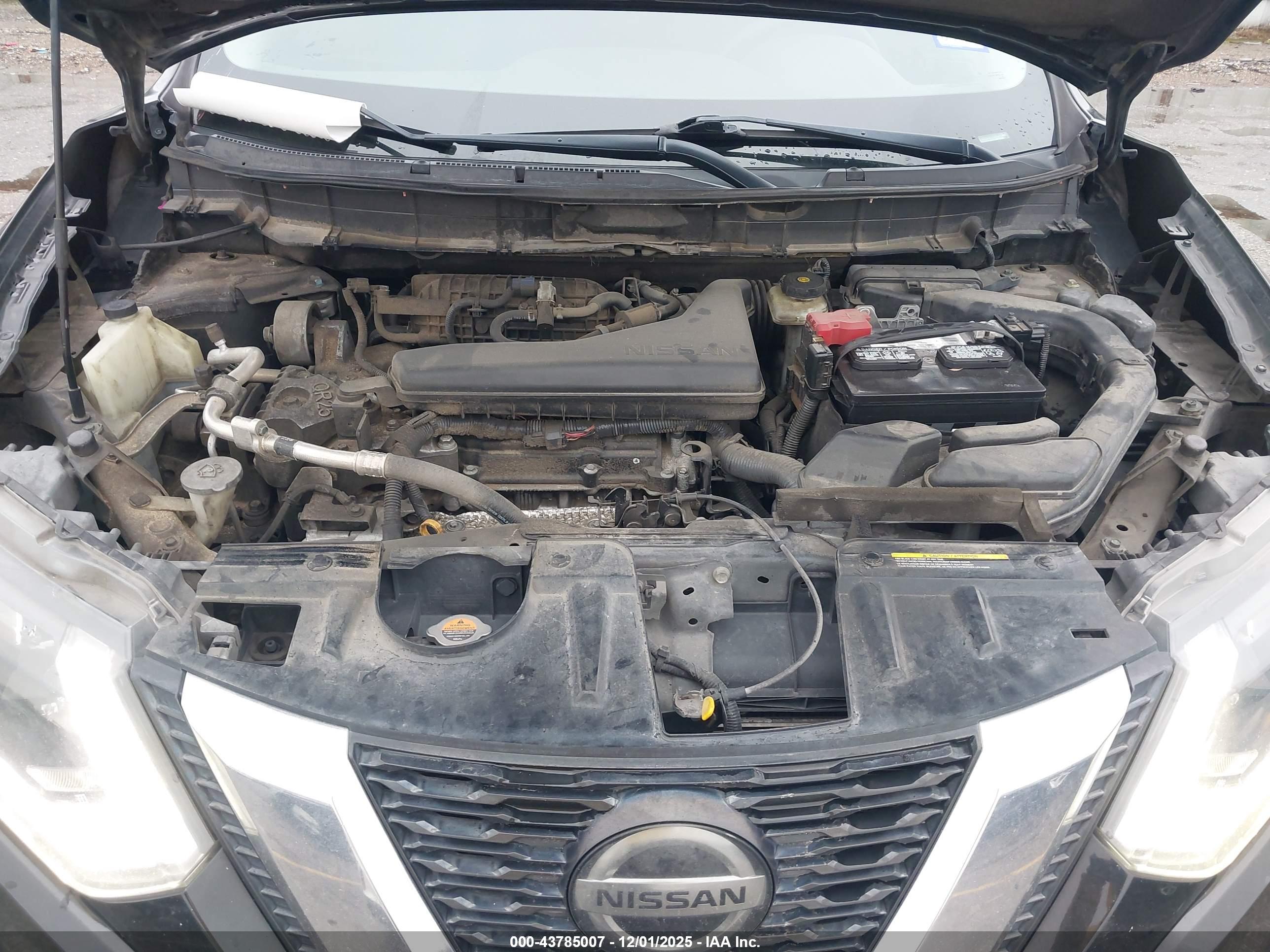 NISSAN ROGUE image 10