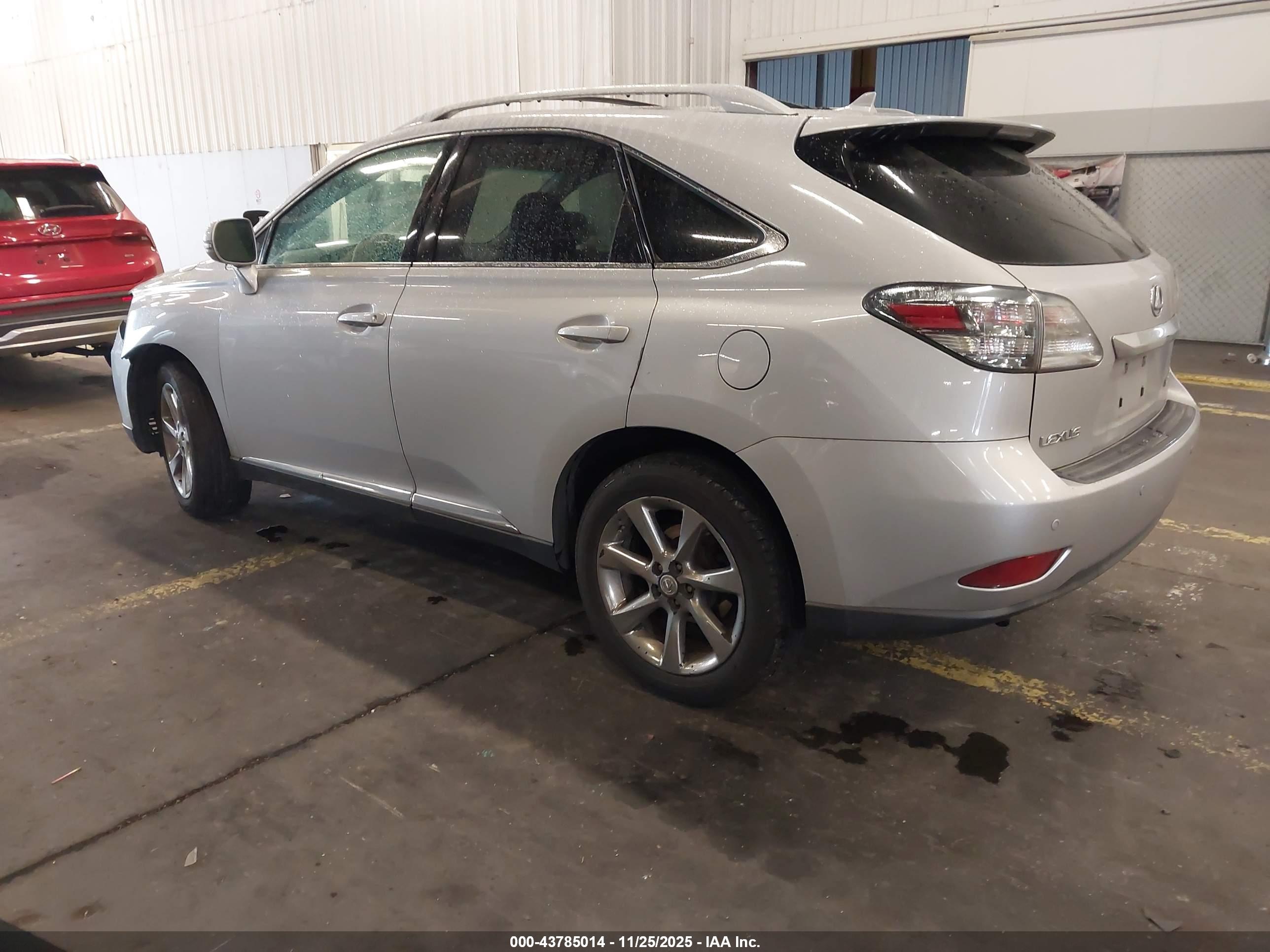 LEXUS RX image 3