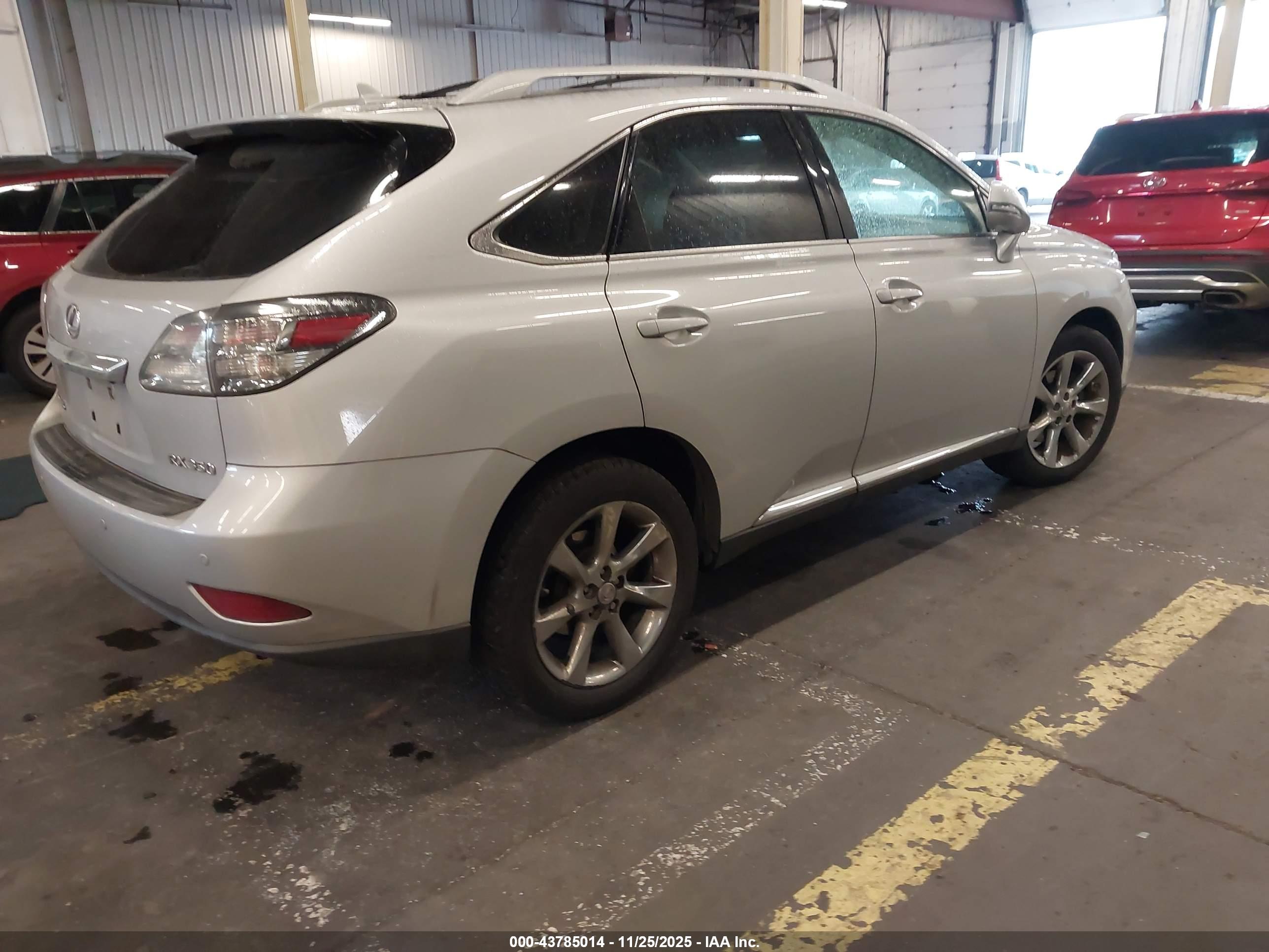 LEXUS RX image 4