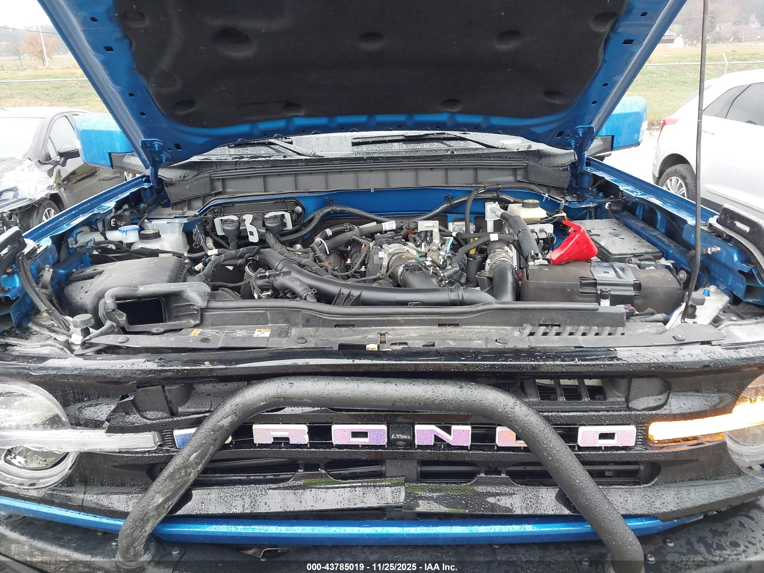 FORD BRONCO image 10