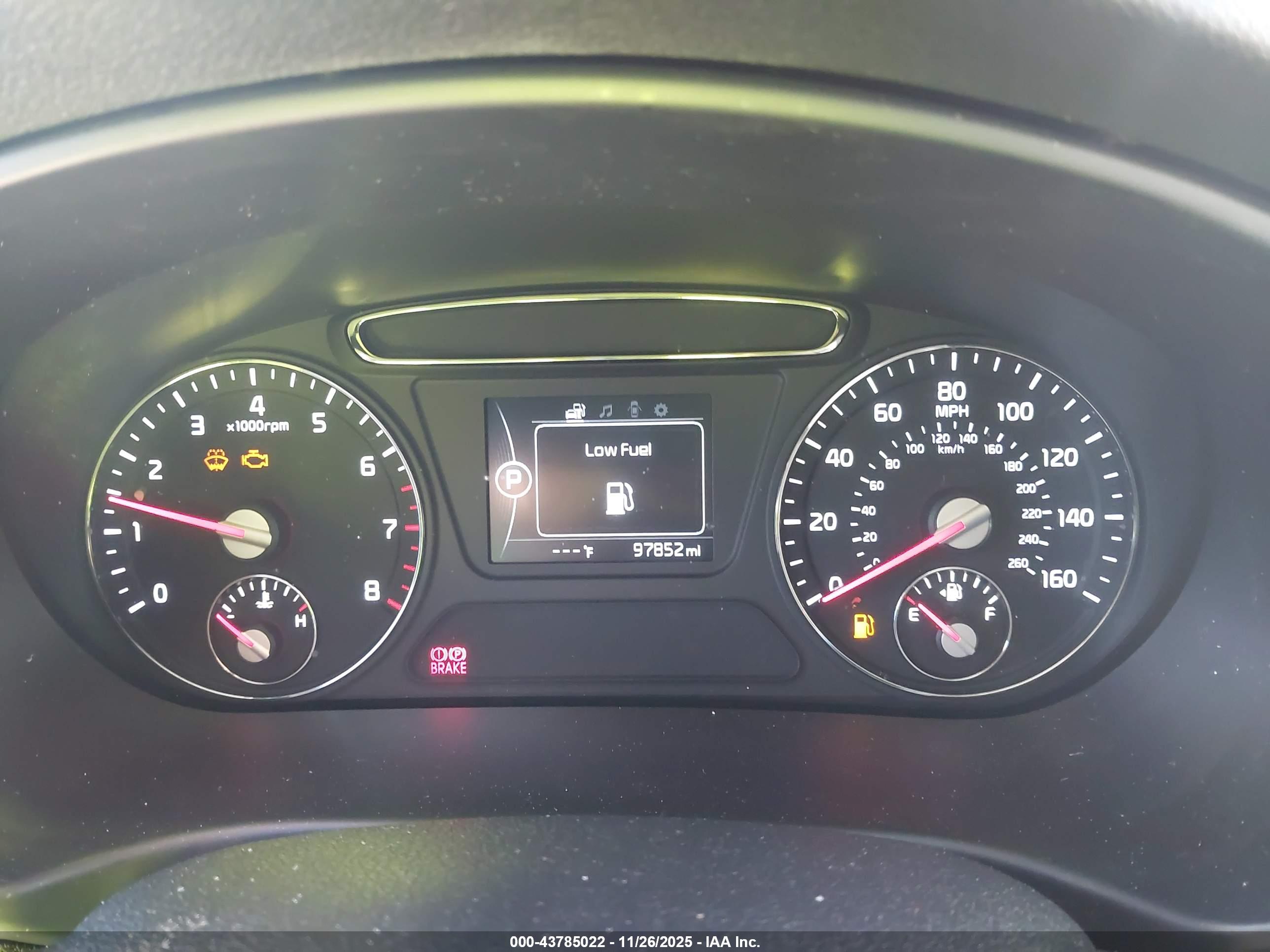 KIA SORENTO image 7