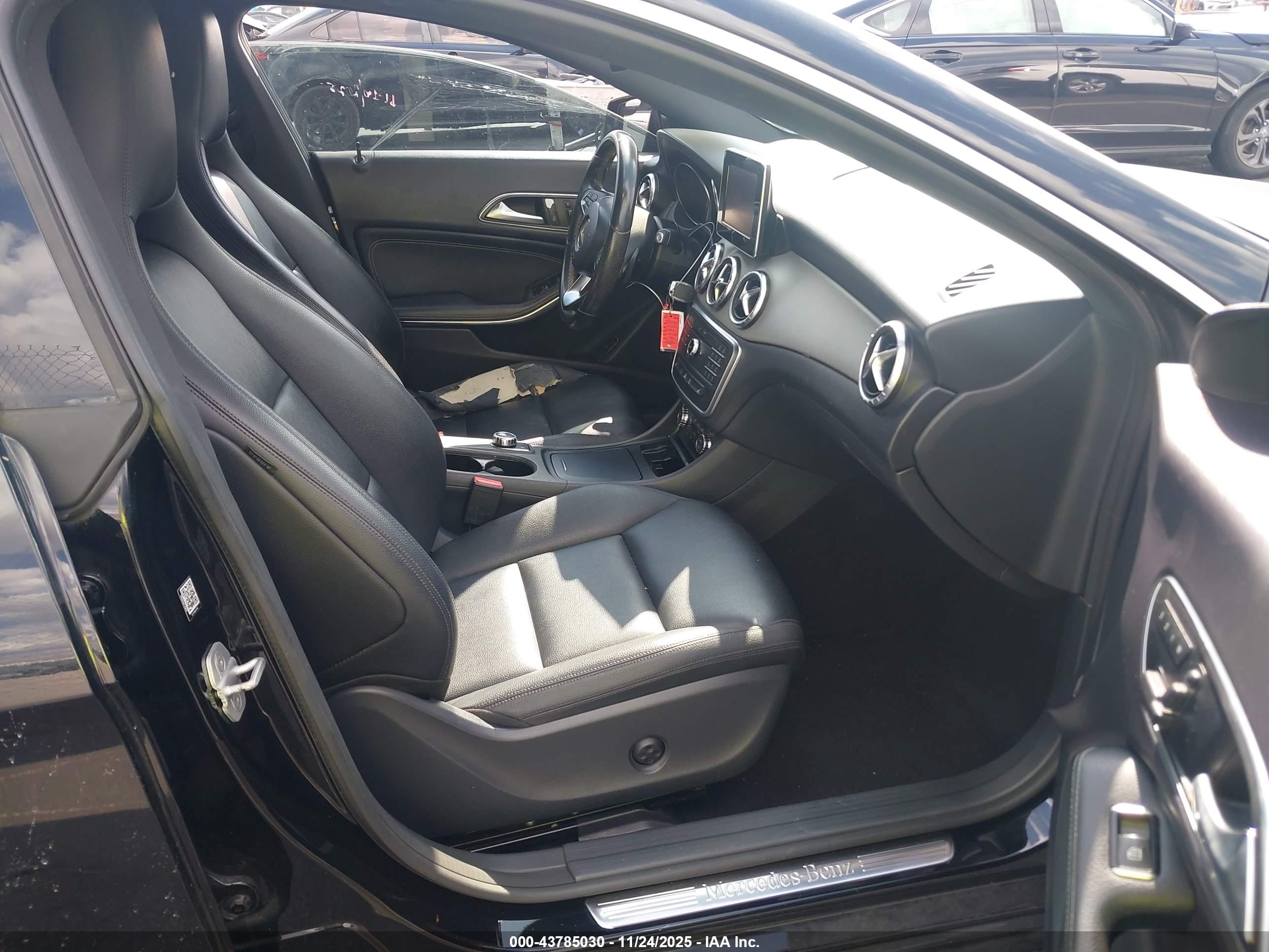 MERCEDES-BENZ CLA image 5