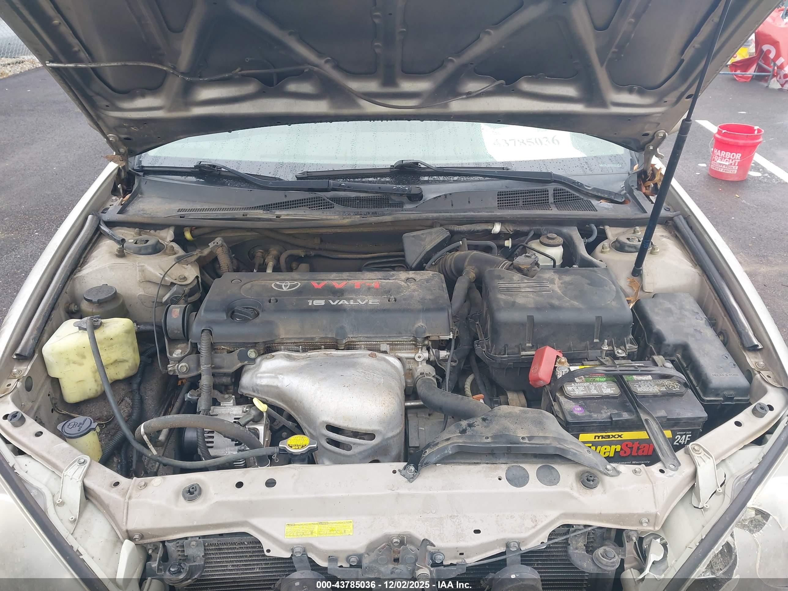 TOYOTA CAMRY image 10