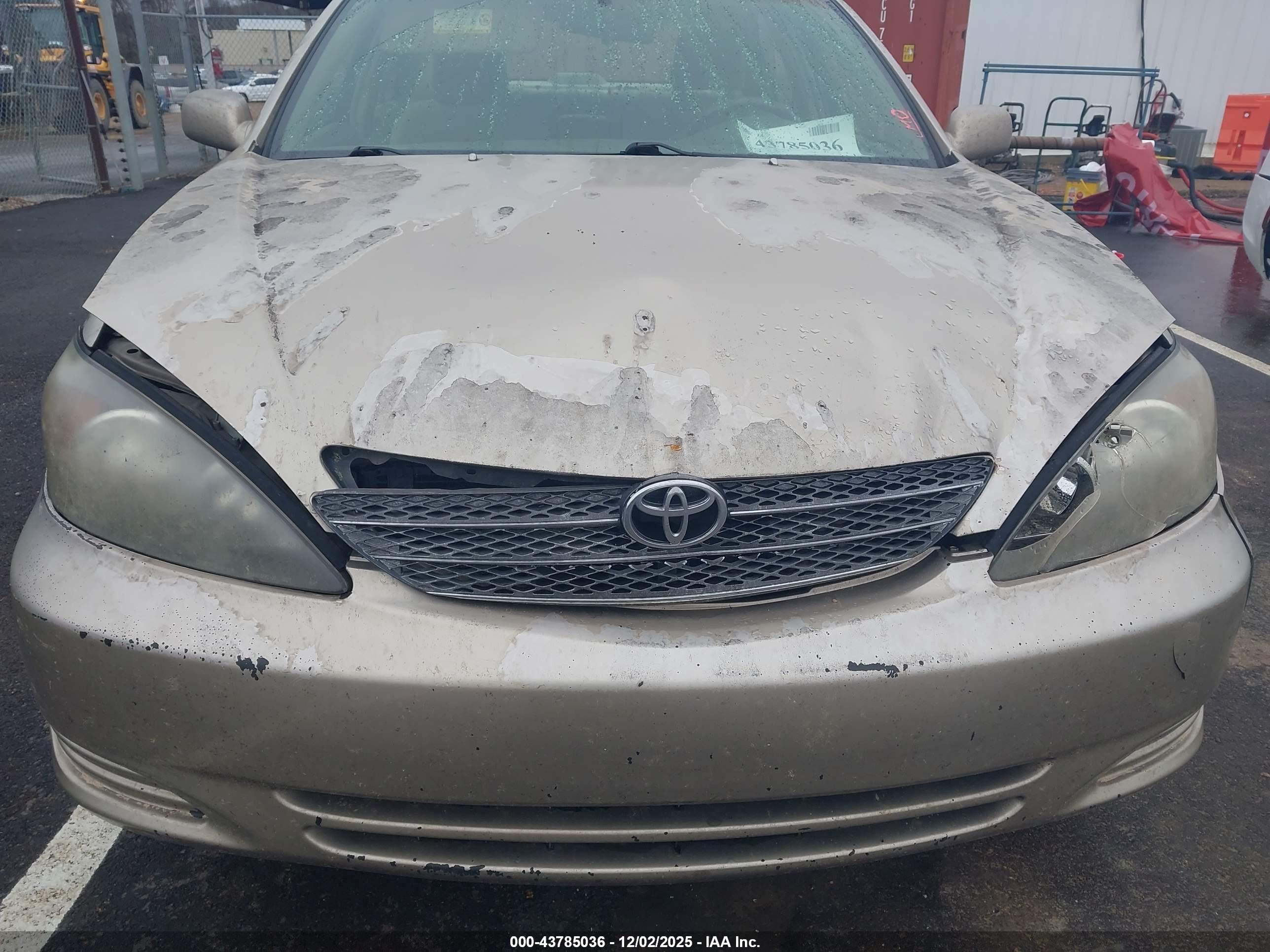 TOYOTA CAMRY image 6