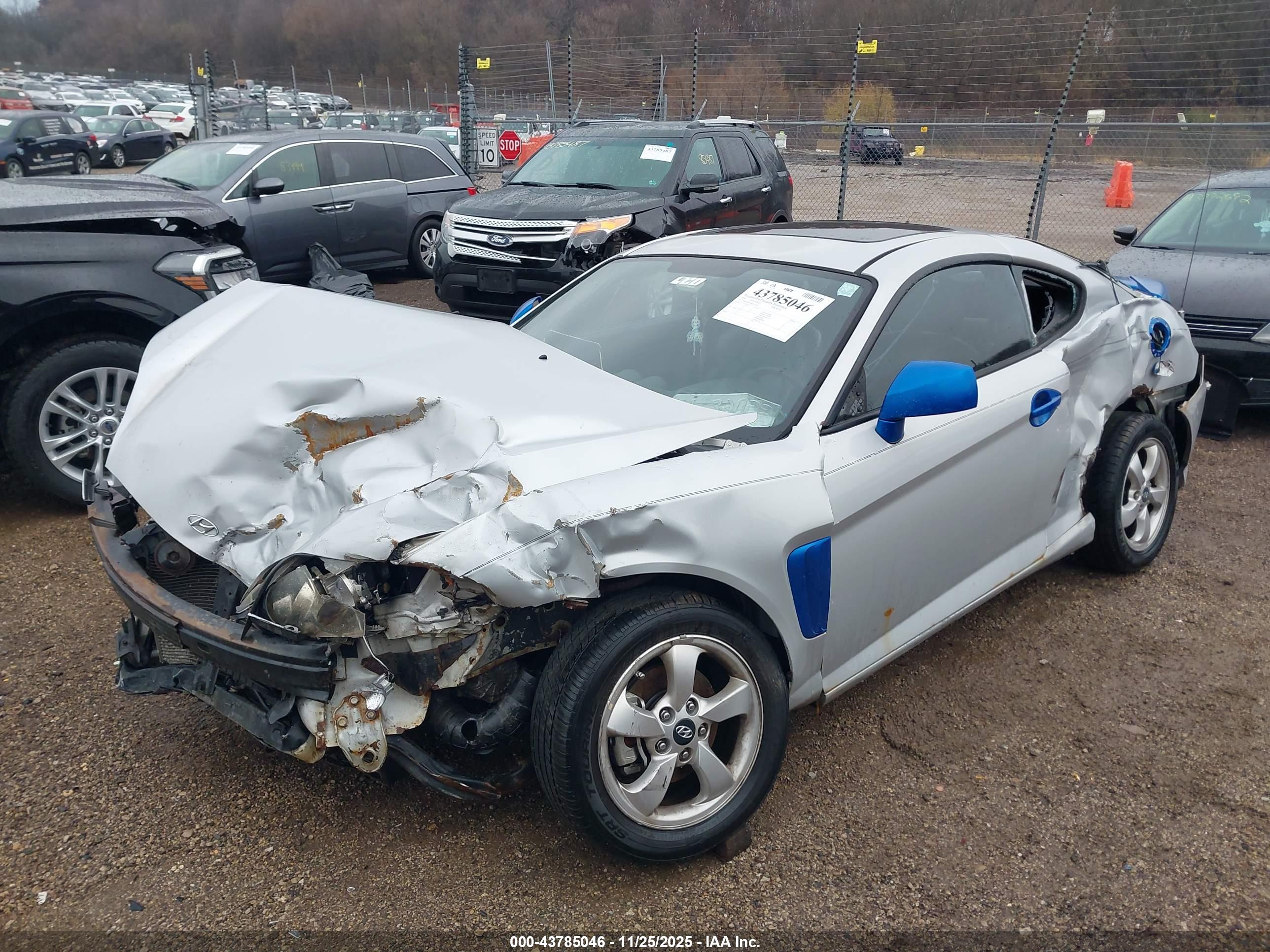 HYUNDAI TIBURON image 2