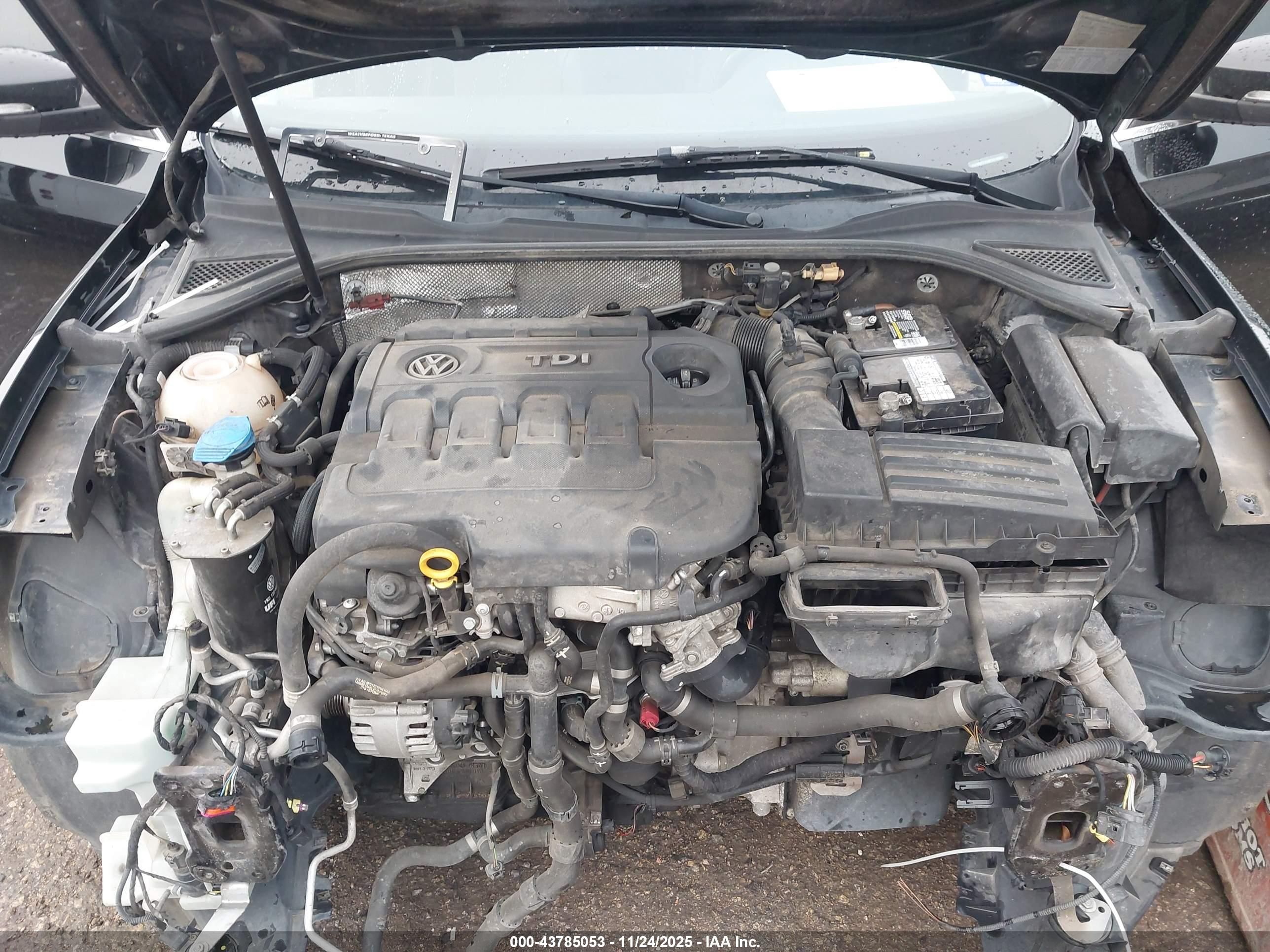 VOLKSWAGEN PASSAT image 10