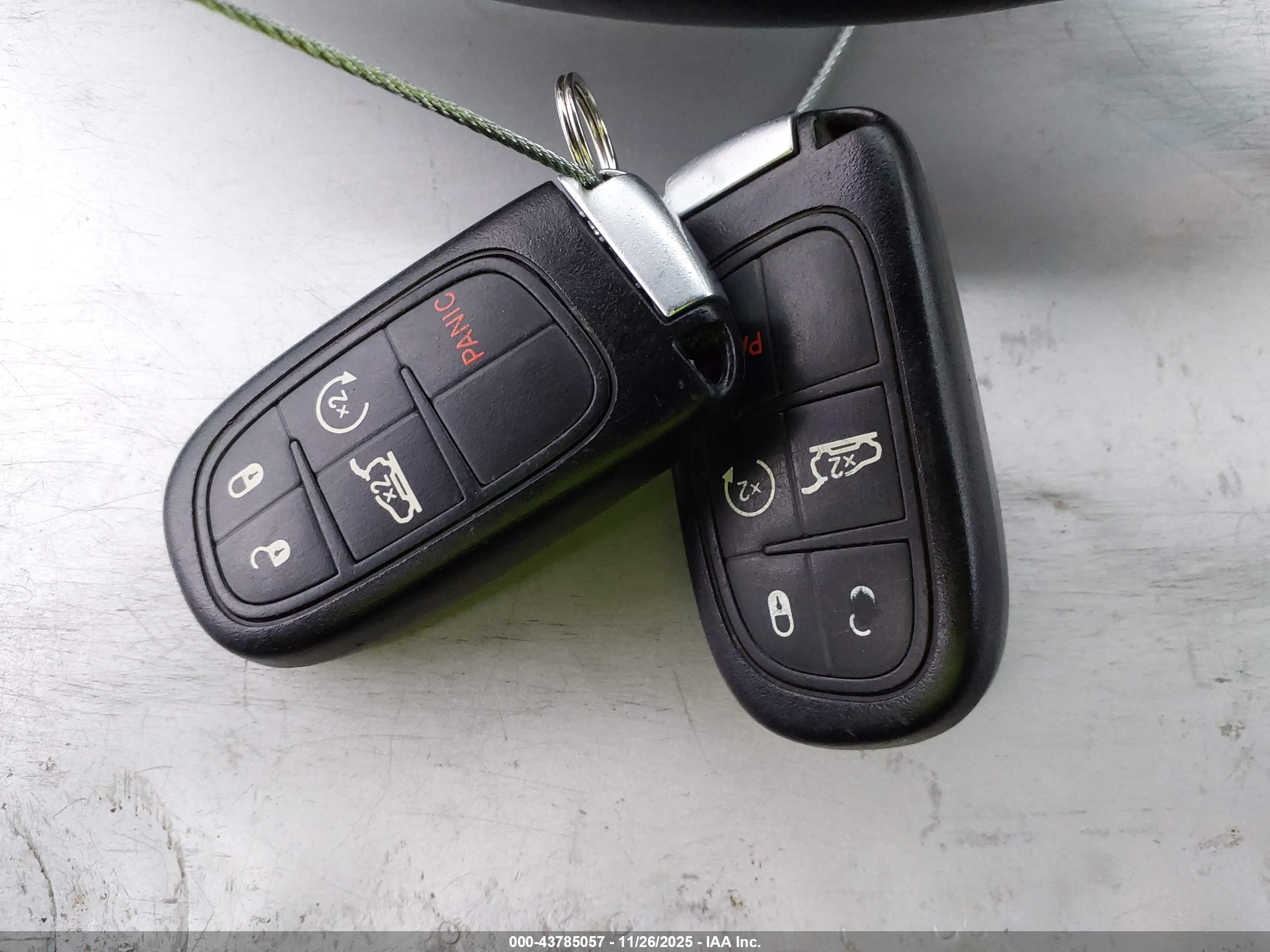 JEEP CHEROKEE image 11