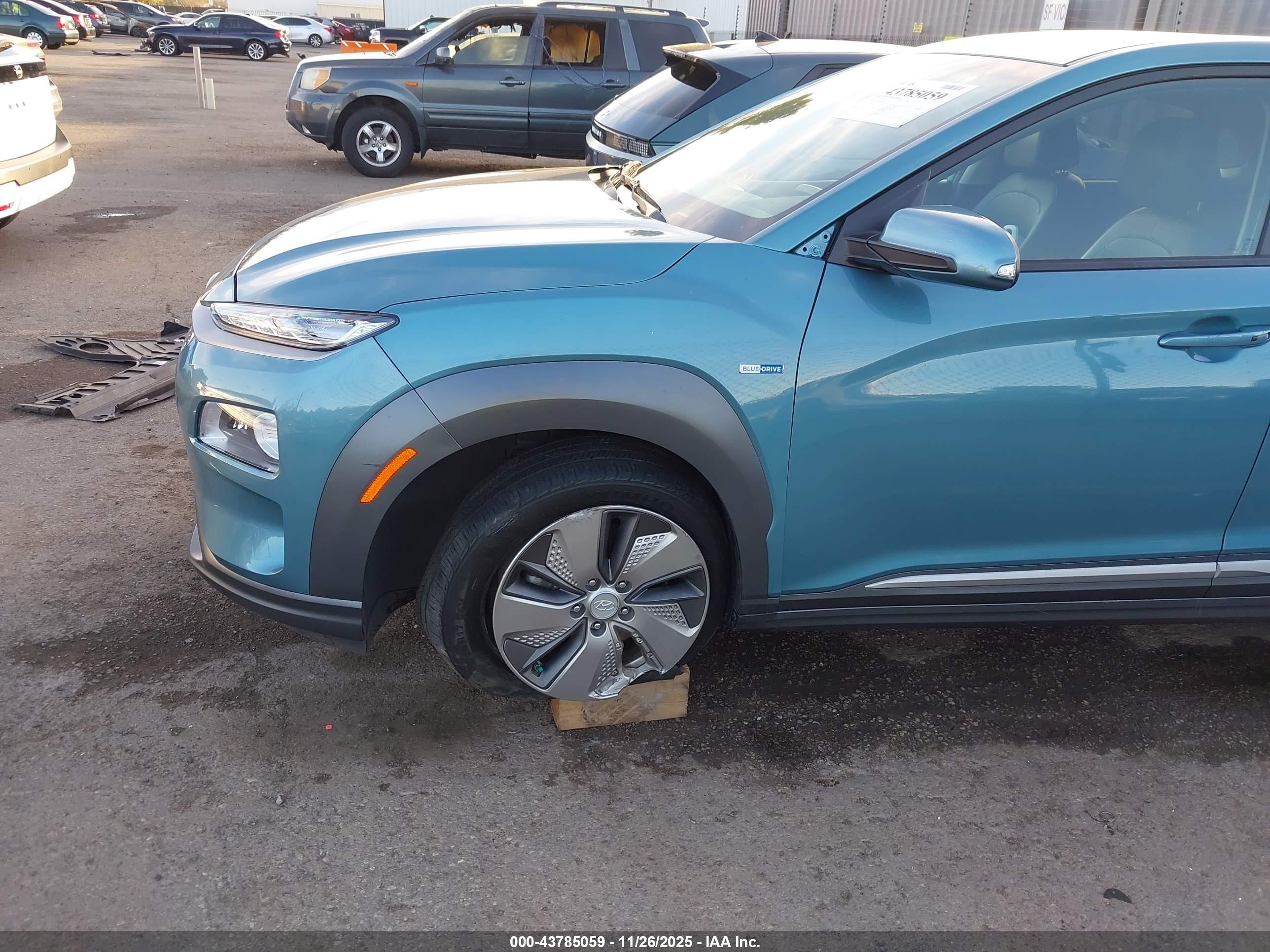 HYUNDAI KONA image 6