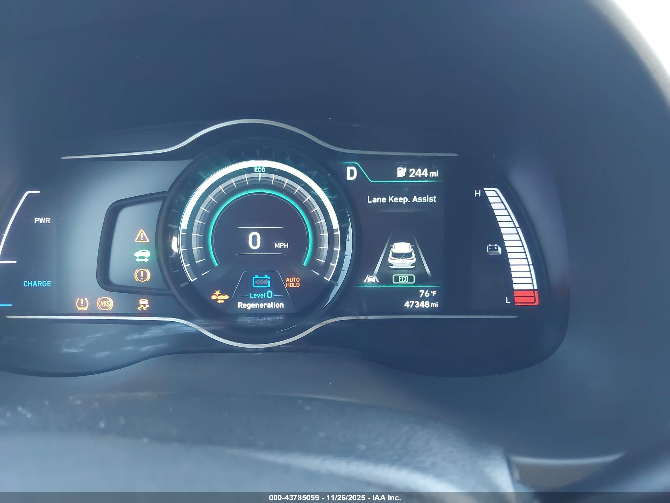 HYUNDAI KONA image 7
