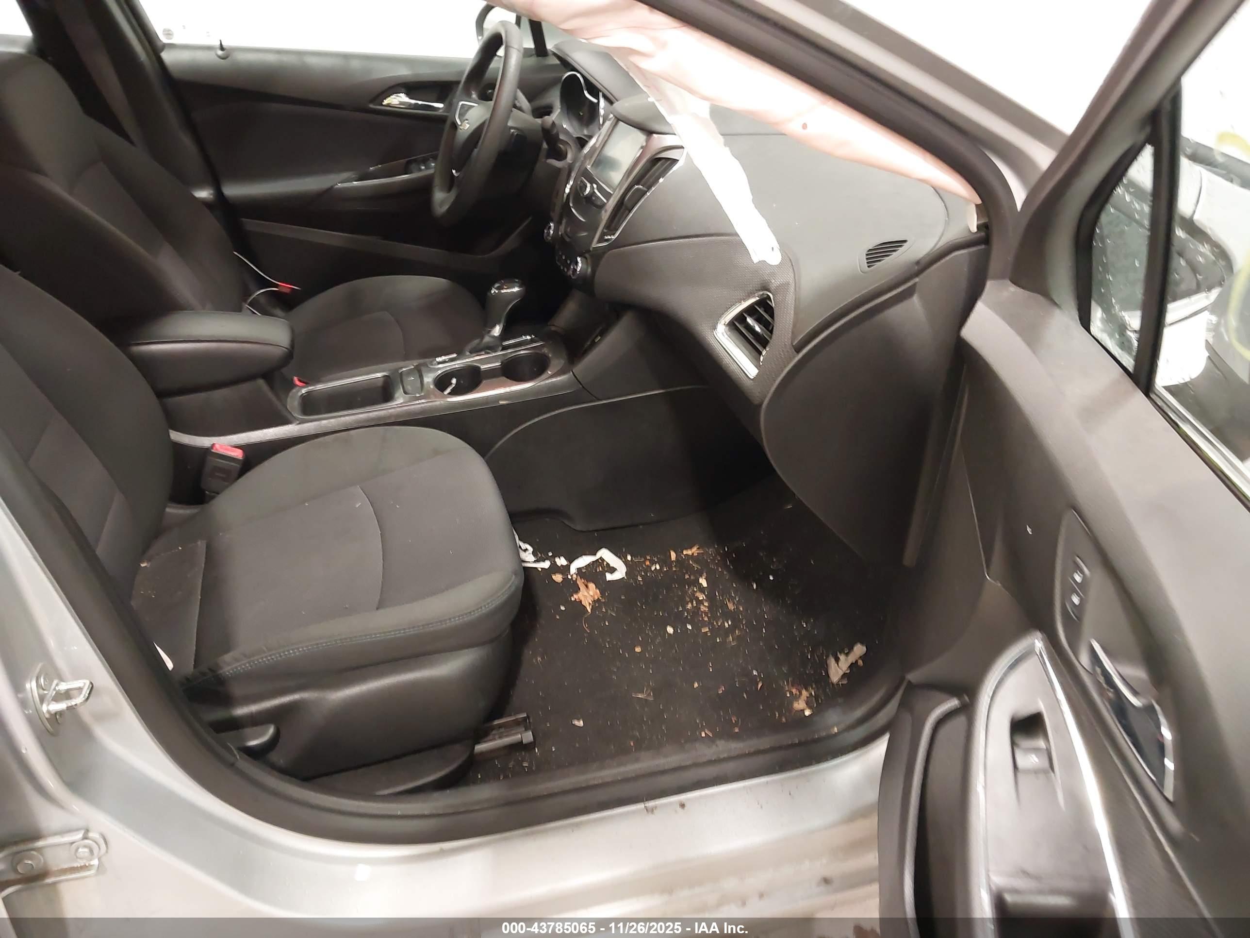 CHEVROLET CRUZE image 5