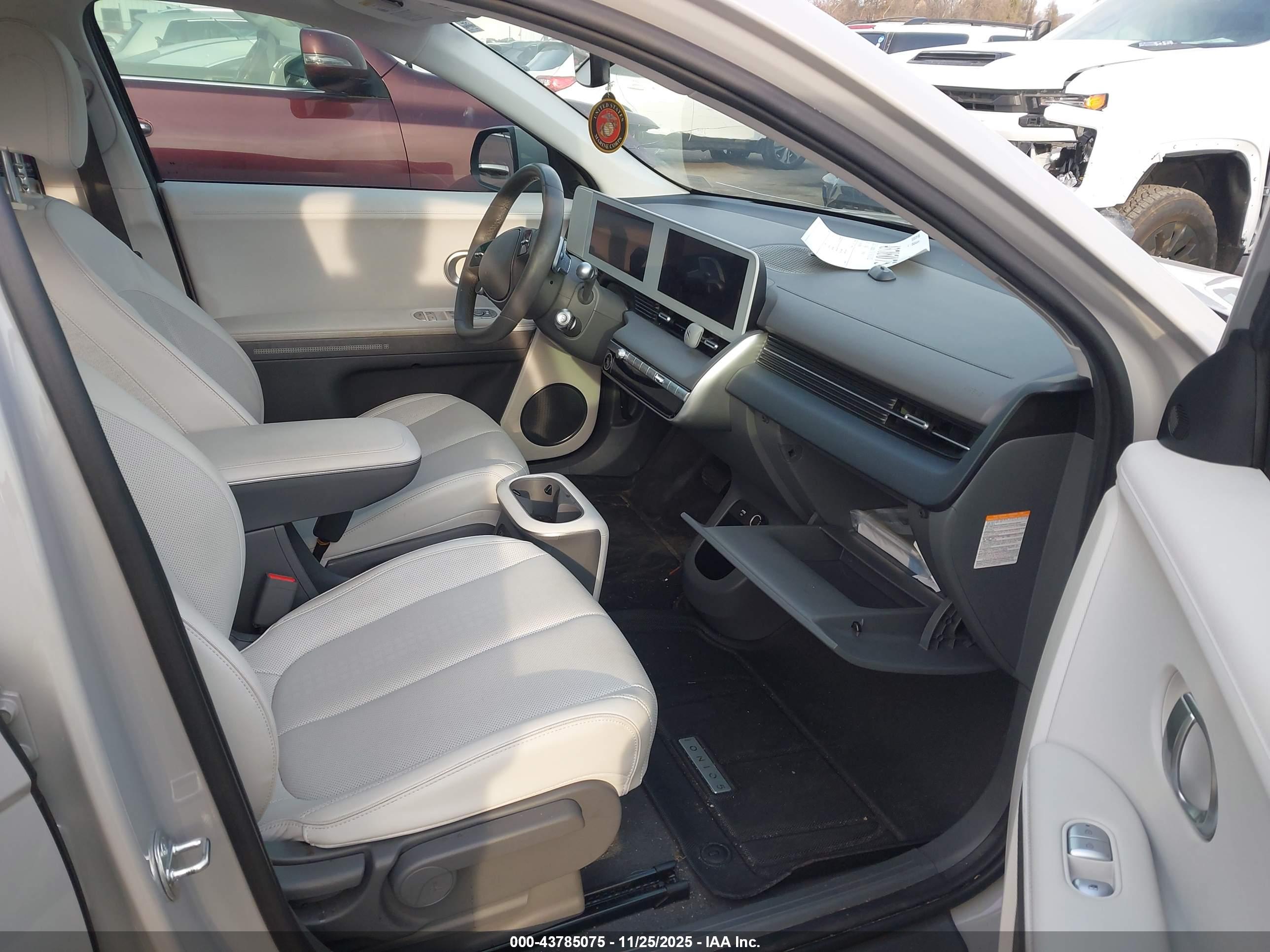 HYUNDAI IONIQ image 5