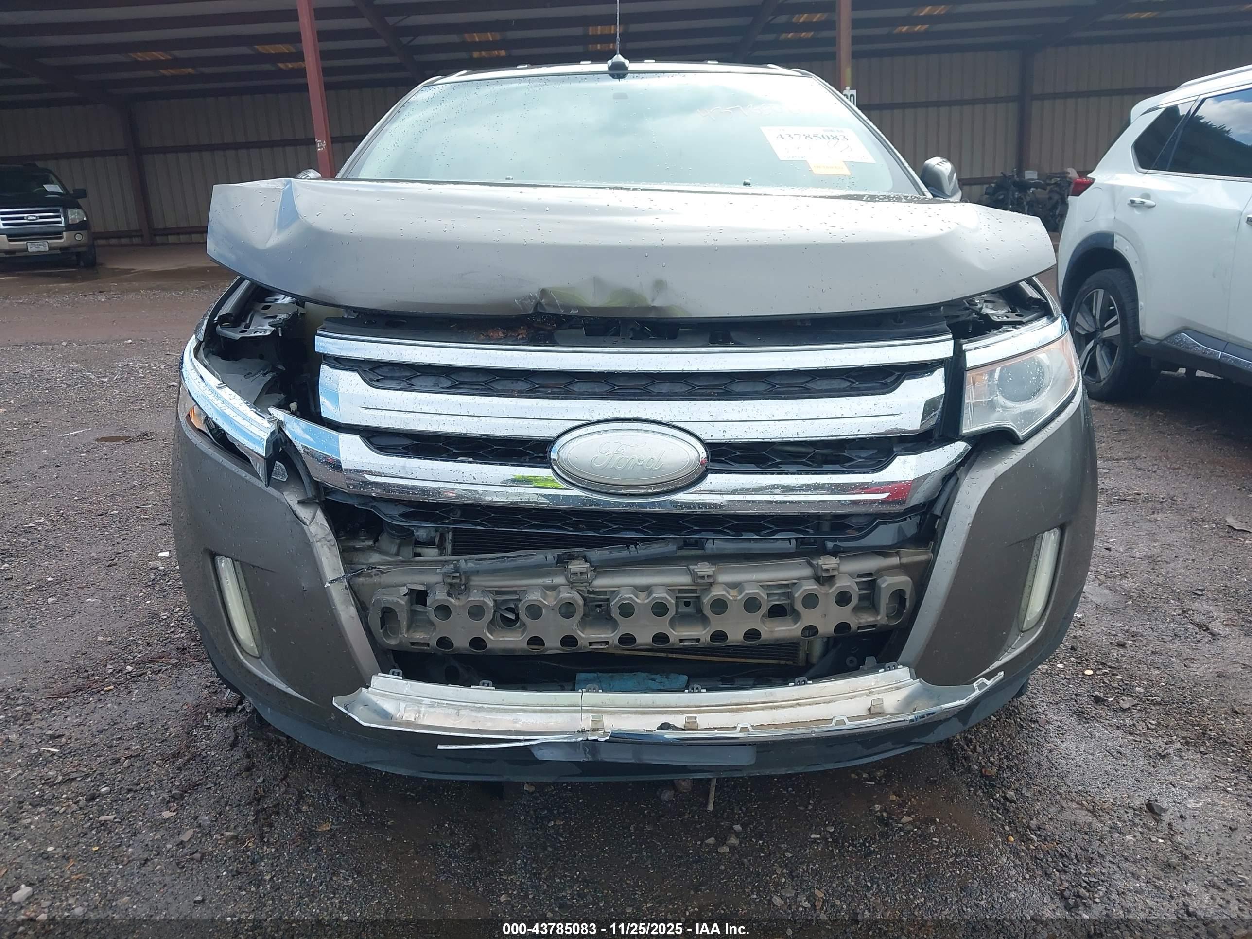 FORD EDGE image 6