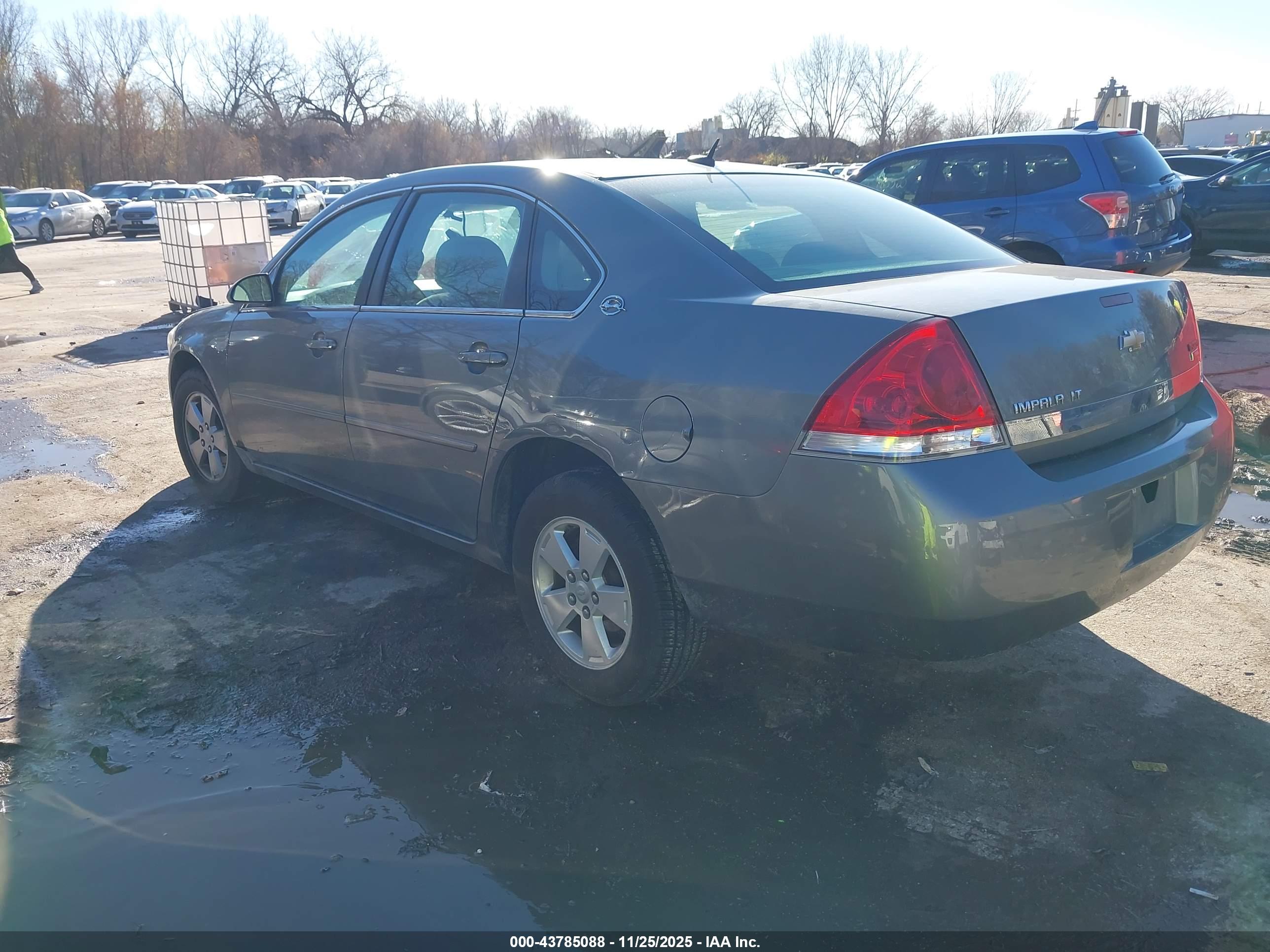 CHEVROLET IMPALA image 3