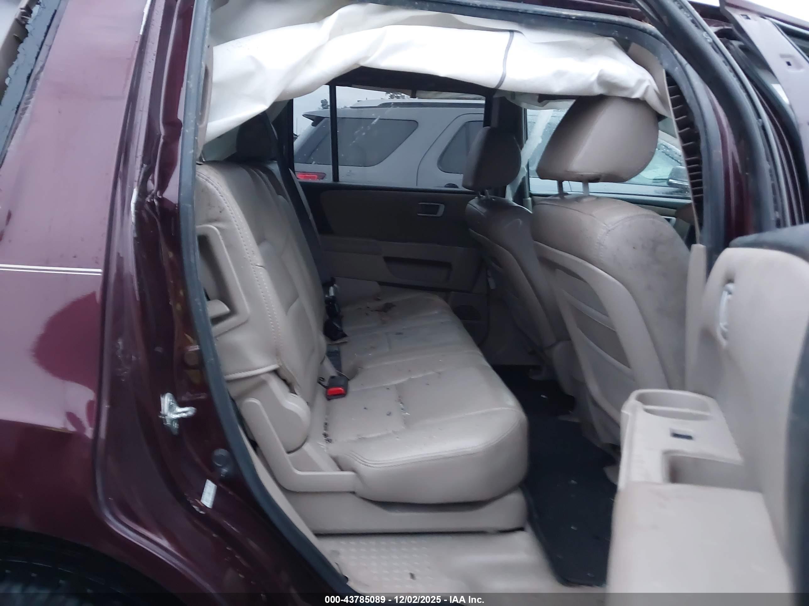 HONDA PILOT image 8