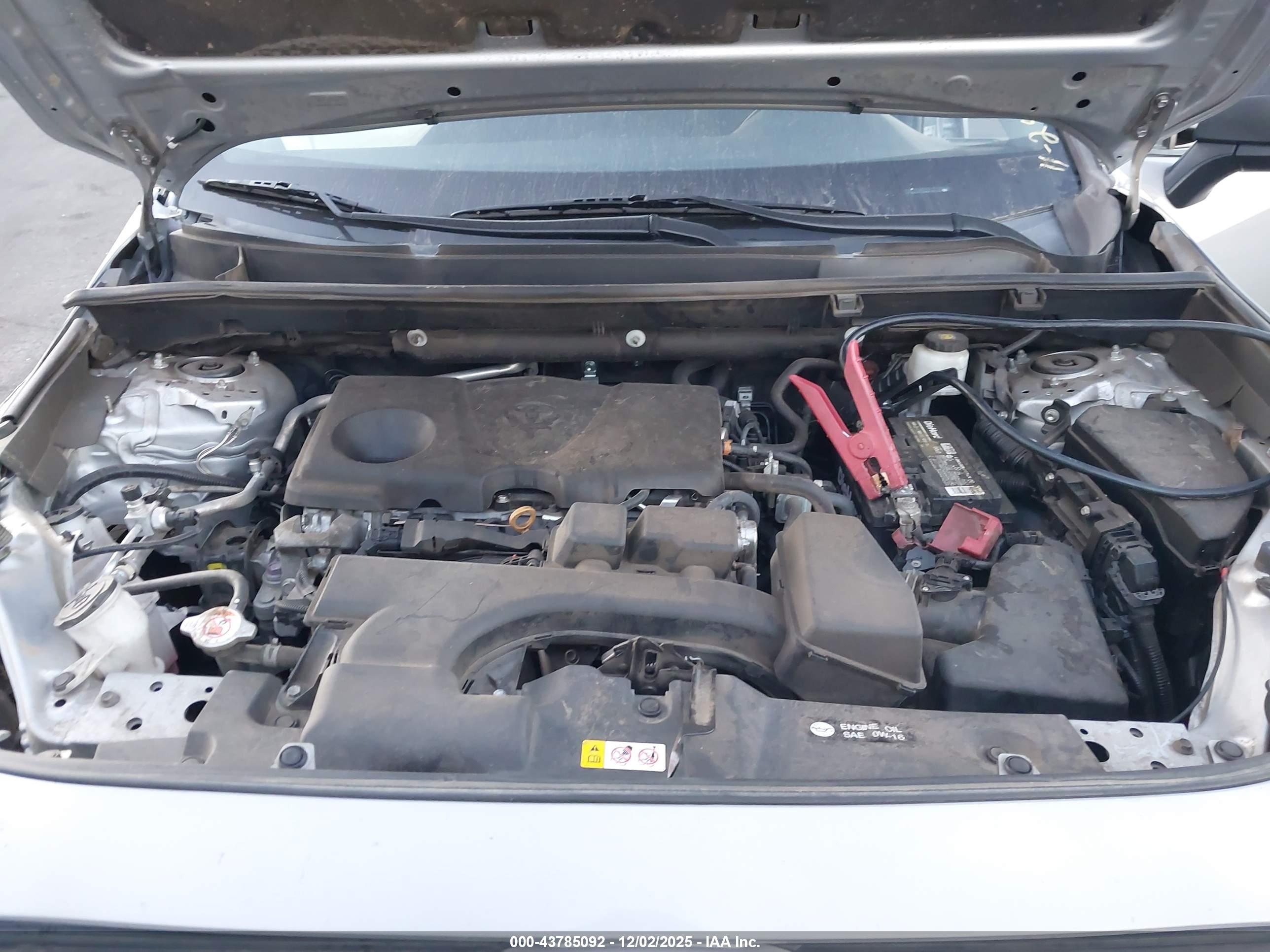TOYOTA RAV4 image 10