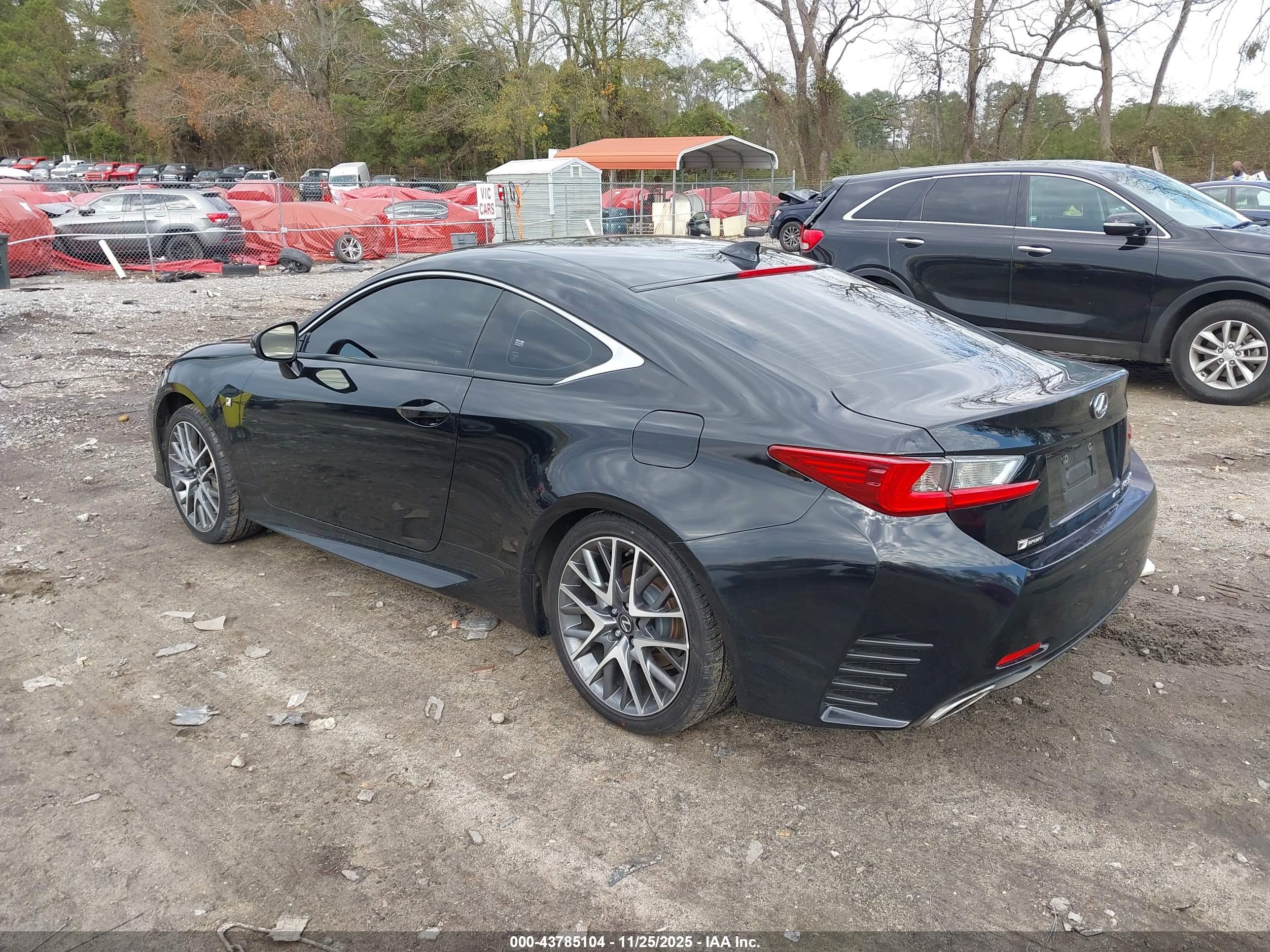 LEXUS RC image 3