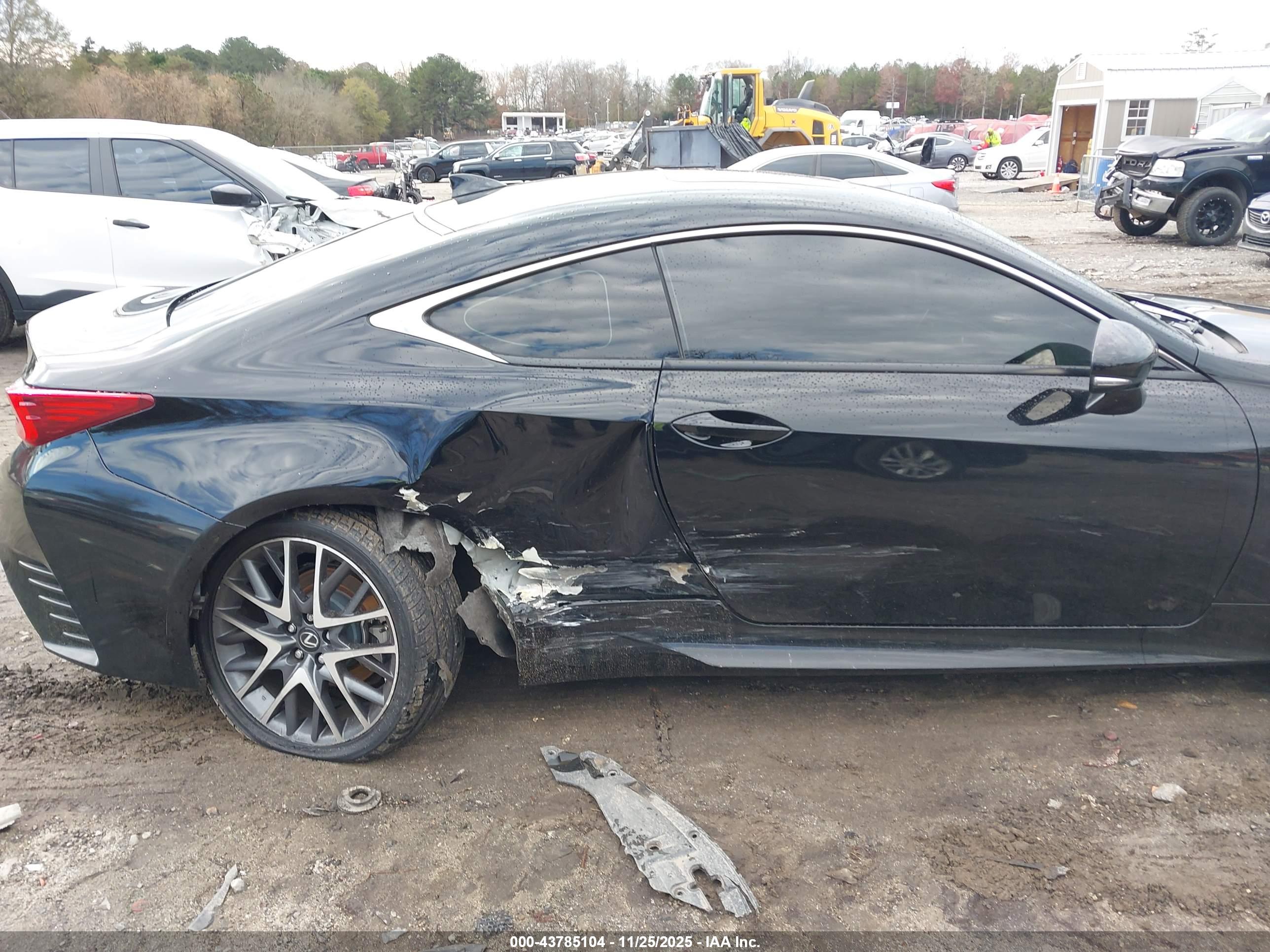 LEXUS RC image 6