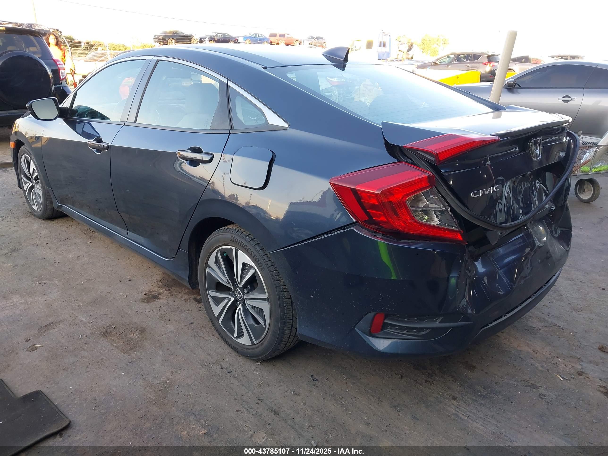 HONDA CIVIC image 3