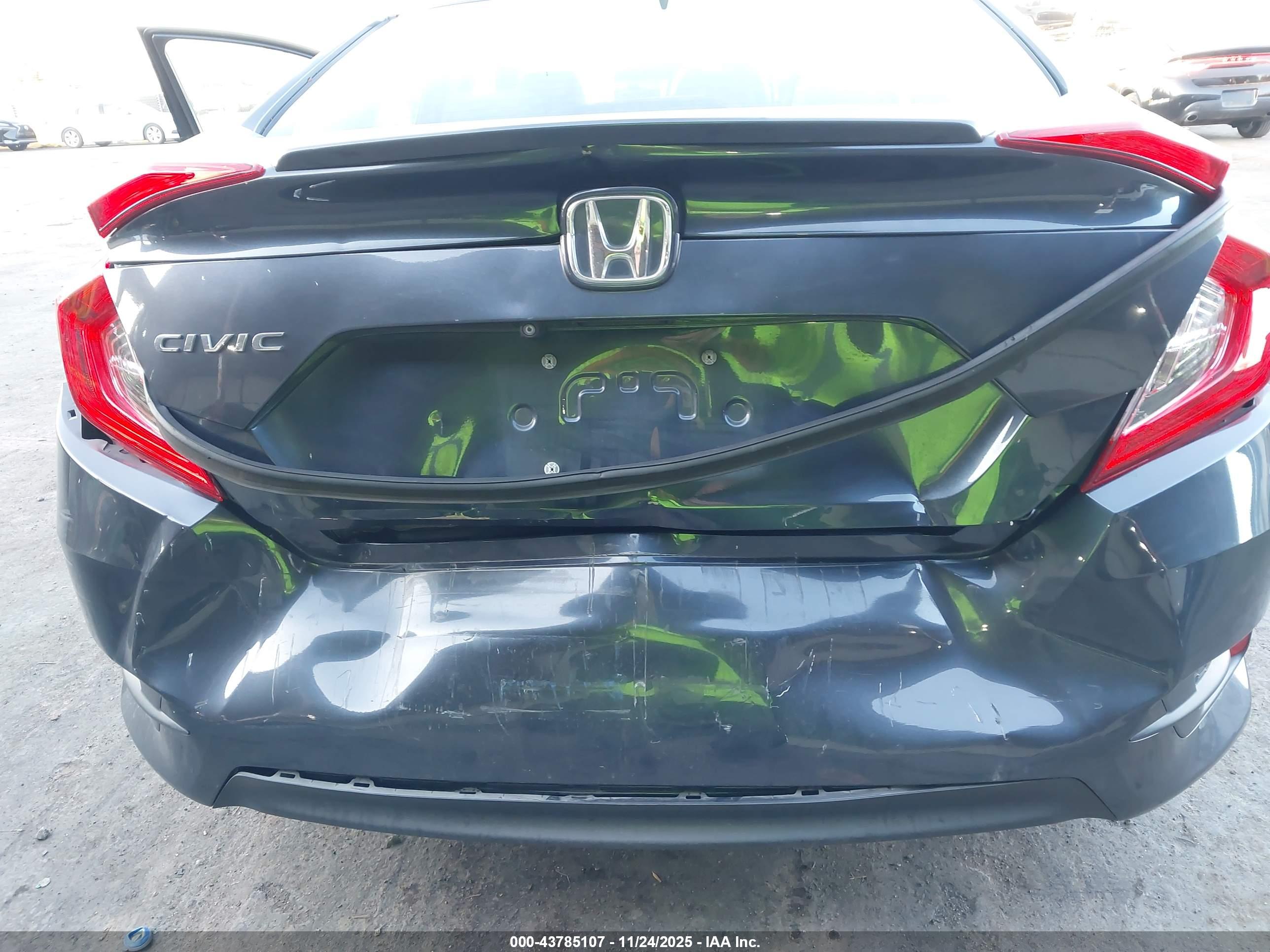 HONDA CIVIC image 6