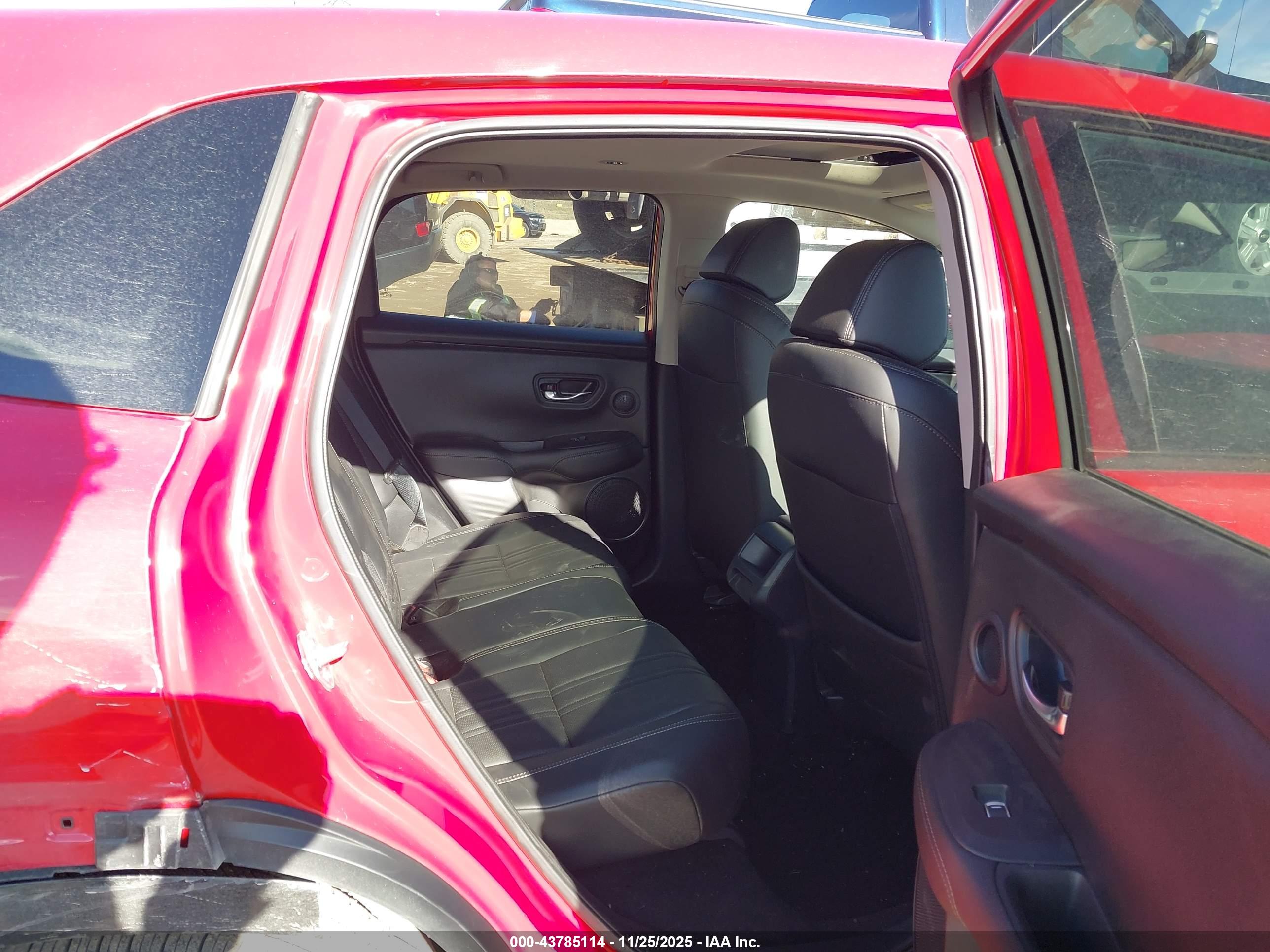 HONDA HR-V image 8
