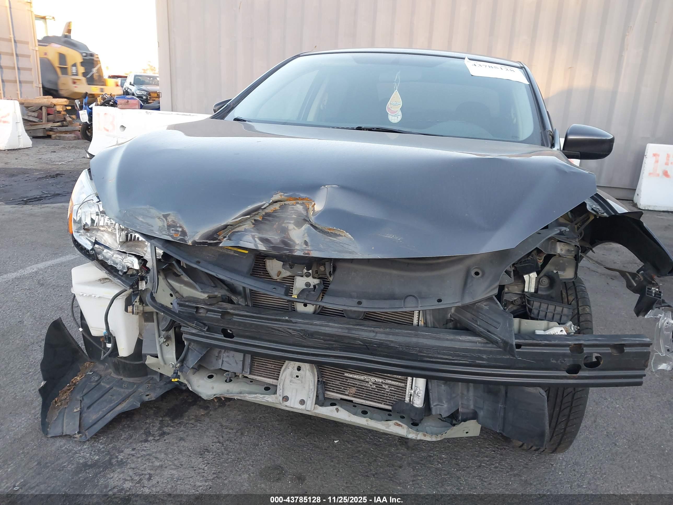 NISSAN SENTRA image 6