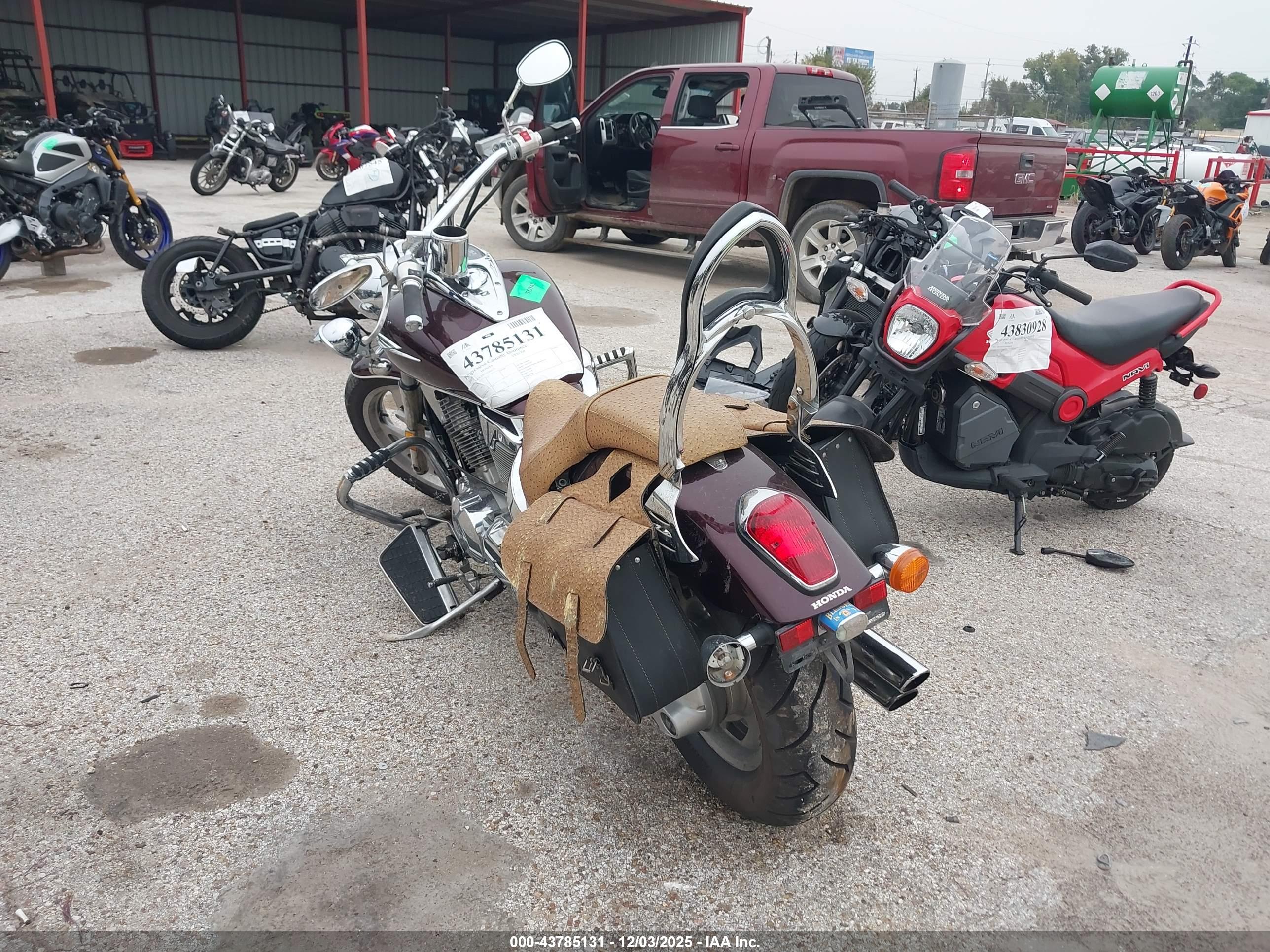 HONDA VTX1300 image 3