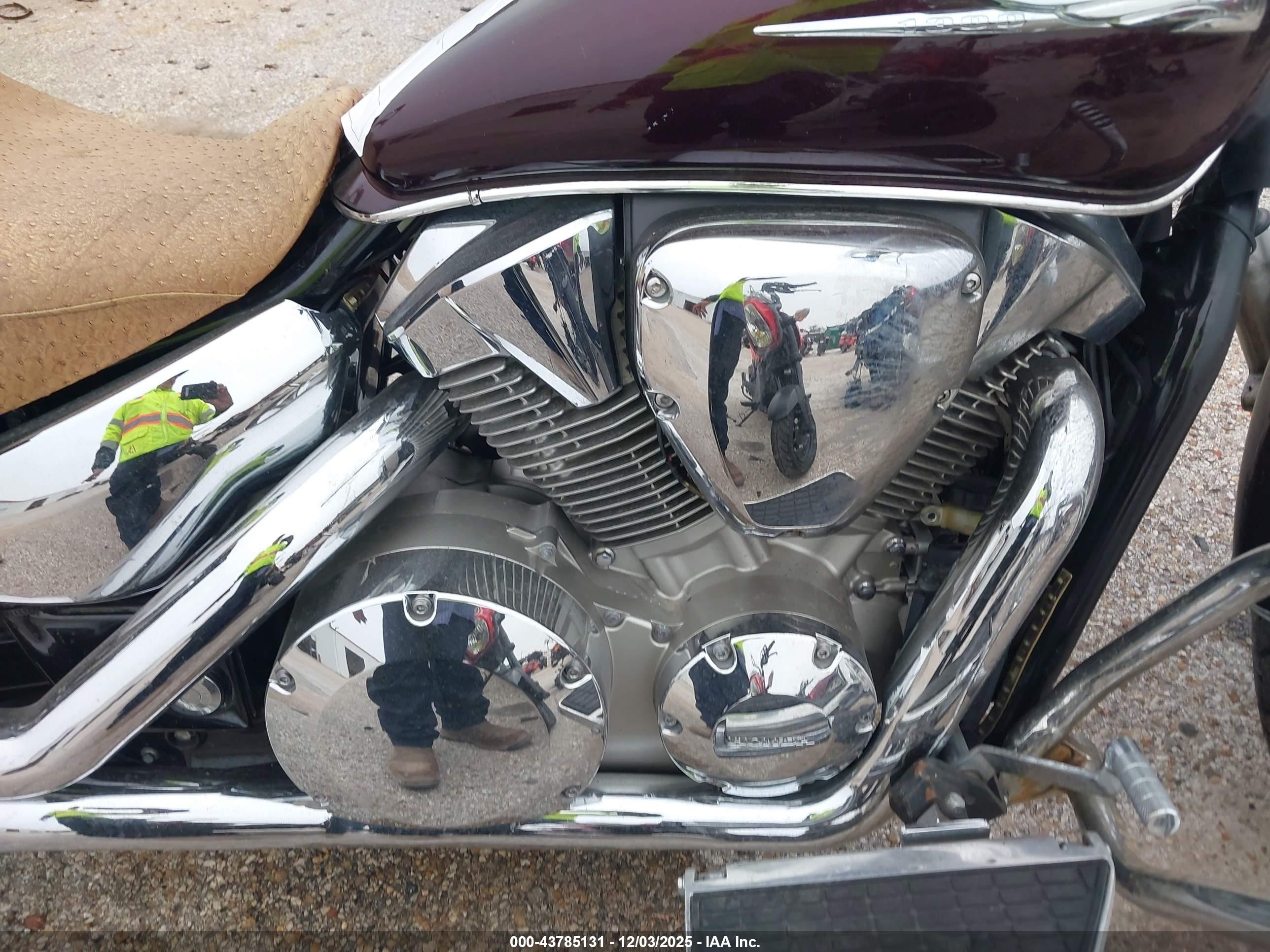 HONDA VTX1300 image 8