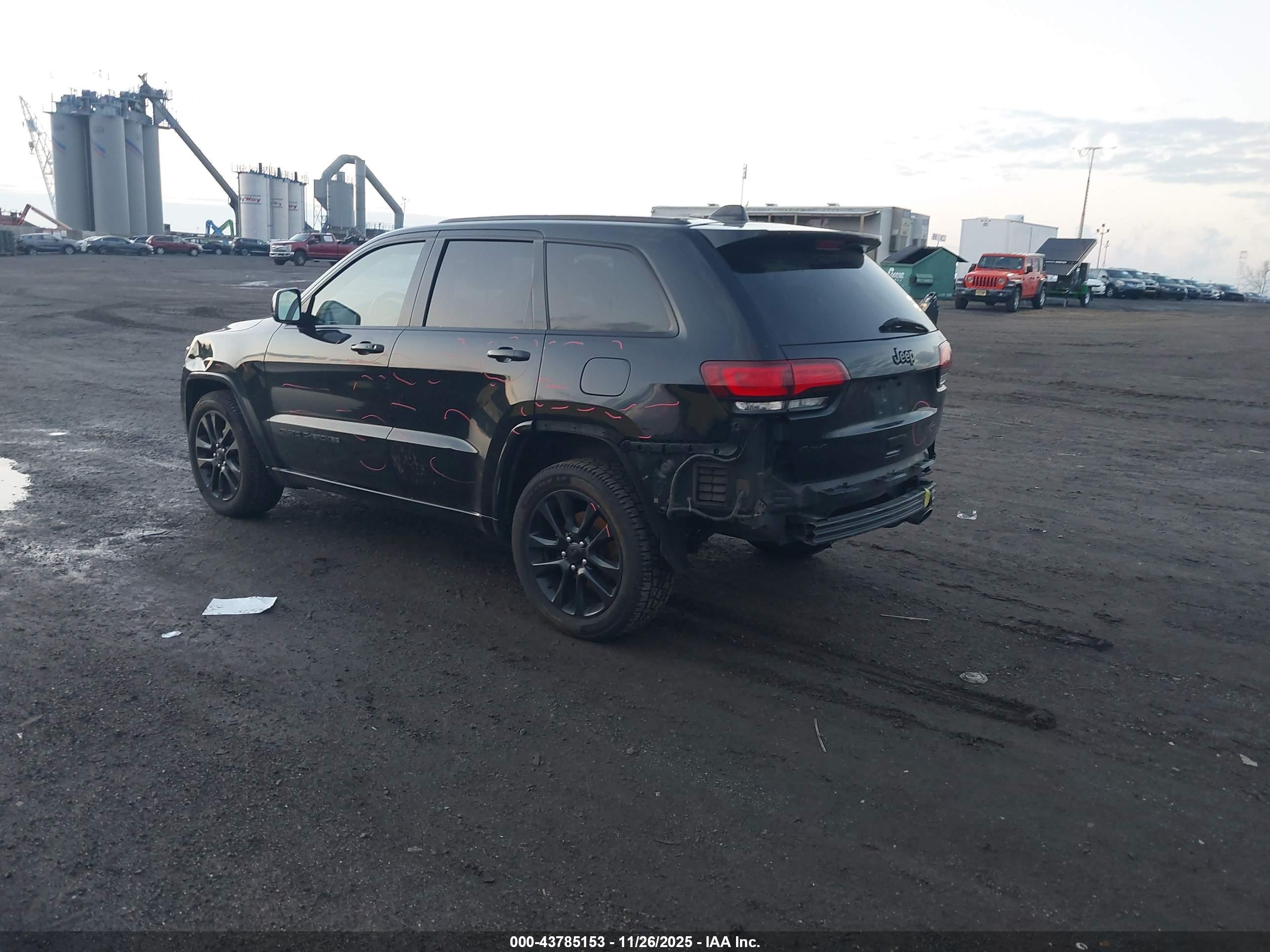 JEEP GRAND image 3