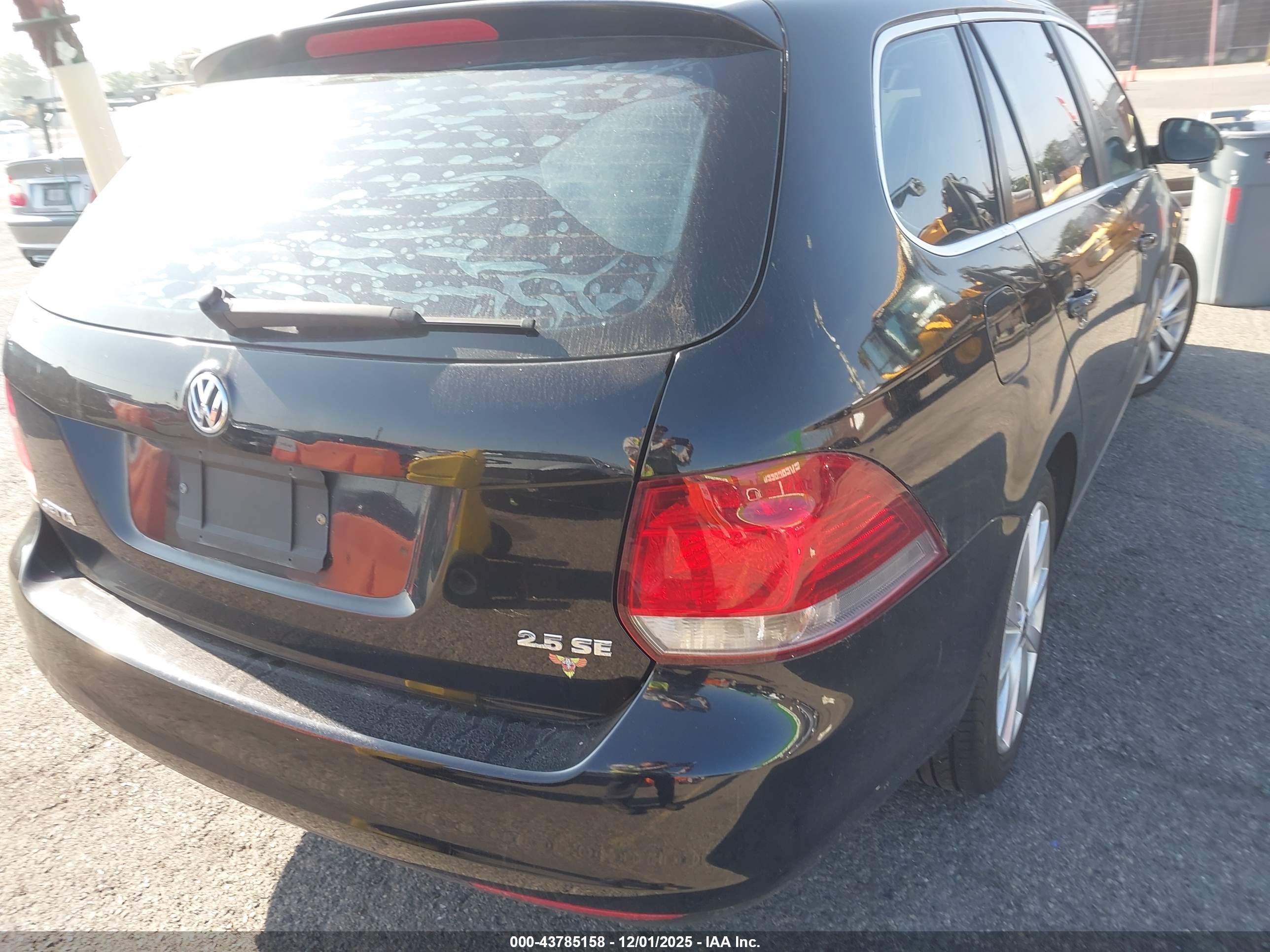 VOLKSWAGEN JETTA image 4