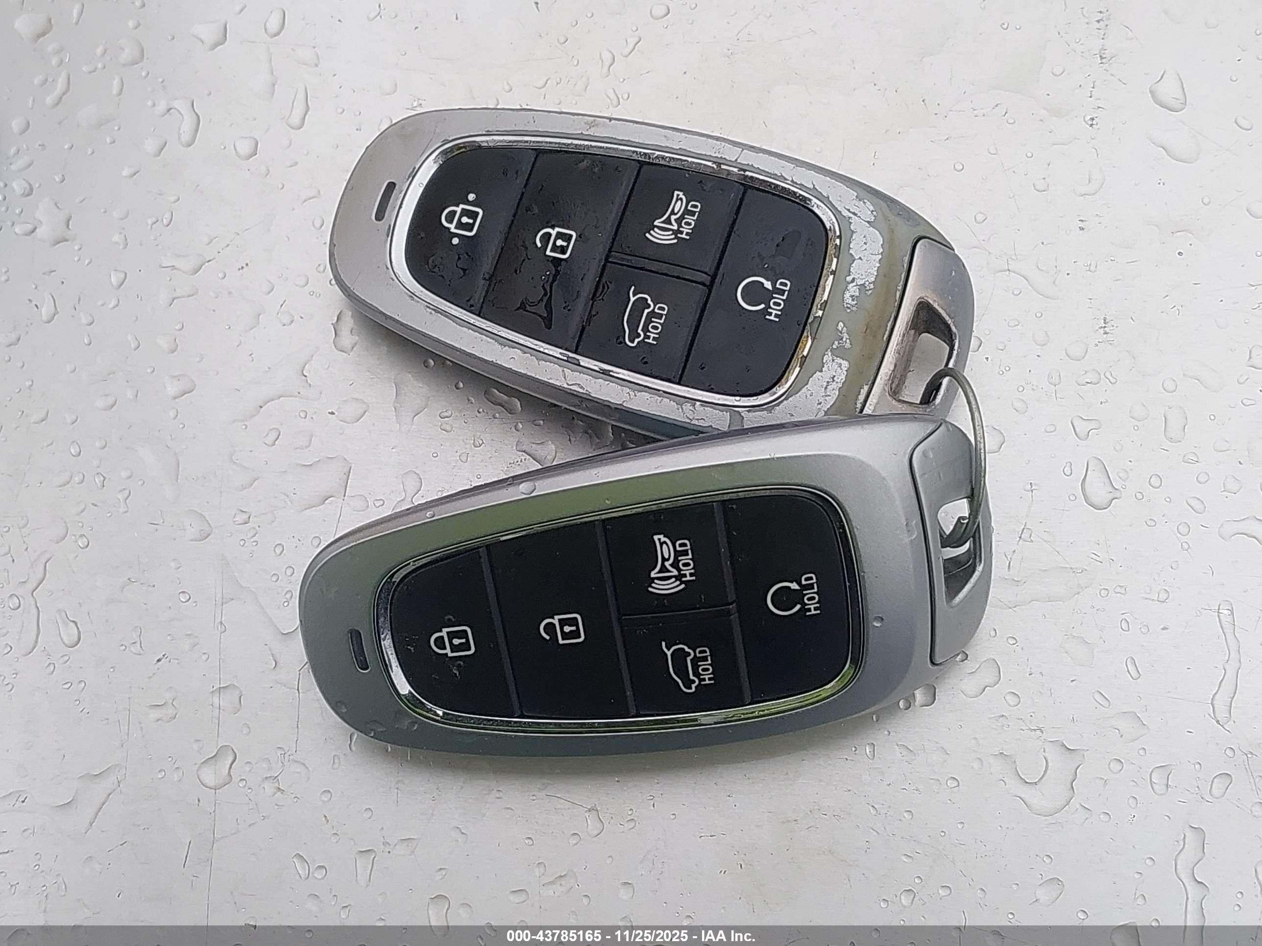 HYUNDAI TUCSON image 11