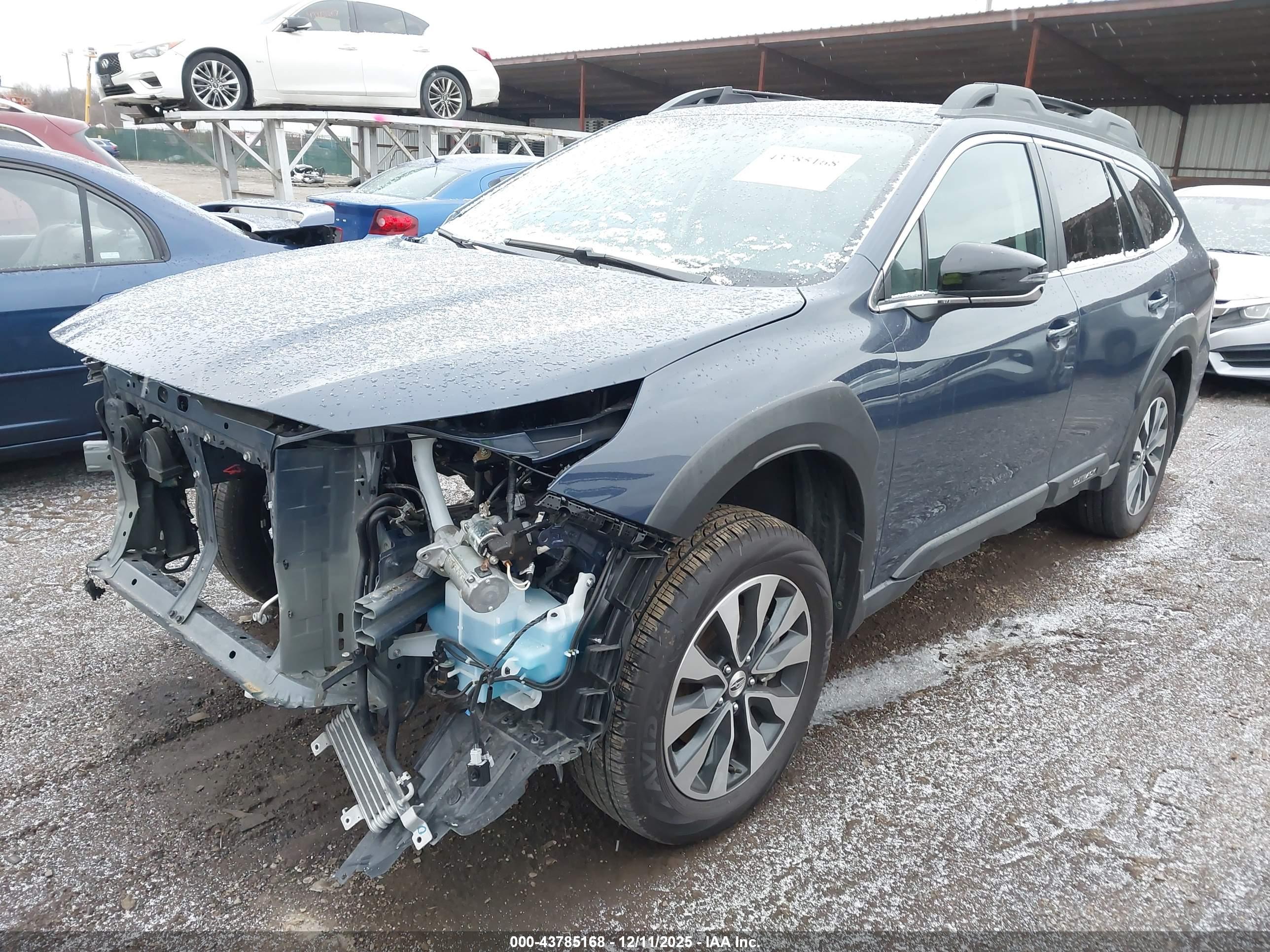 SUBARU OUTBACK image 2