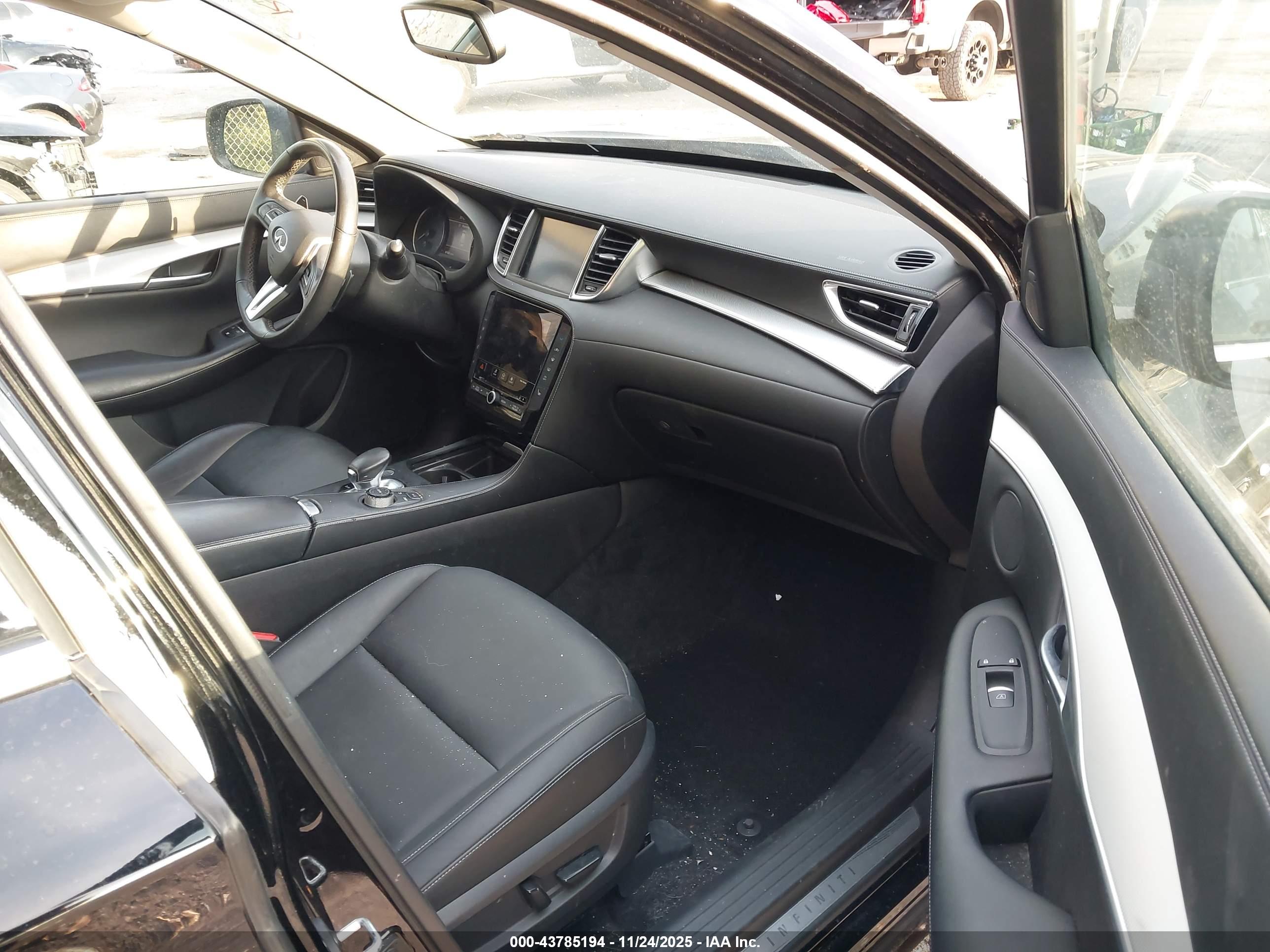 INFINITI QX50 image 5