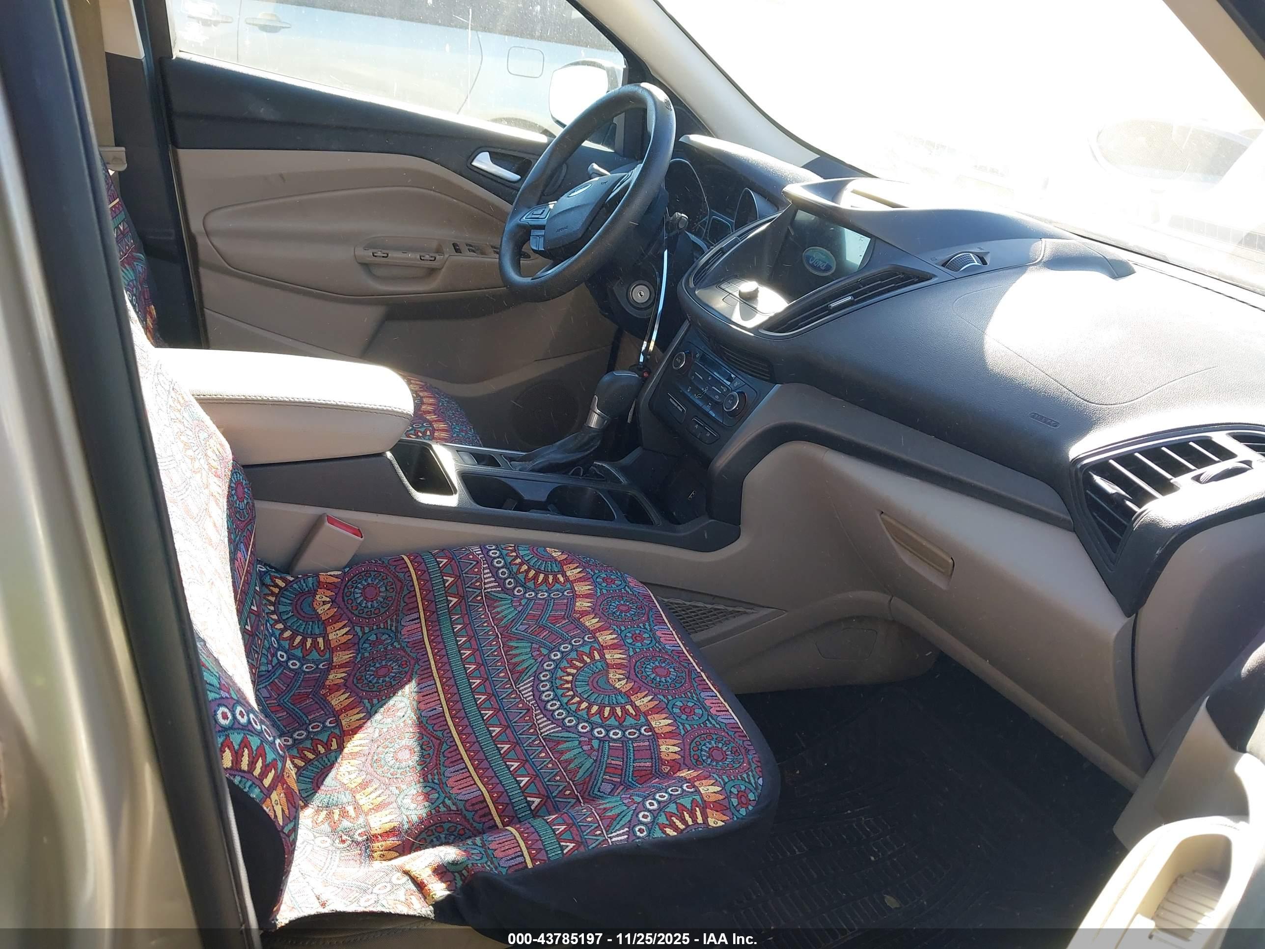 FORD ESCAPE image 5