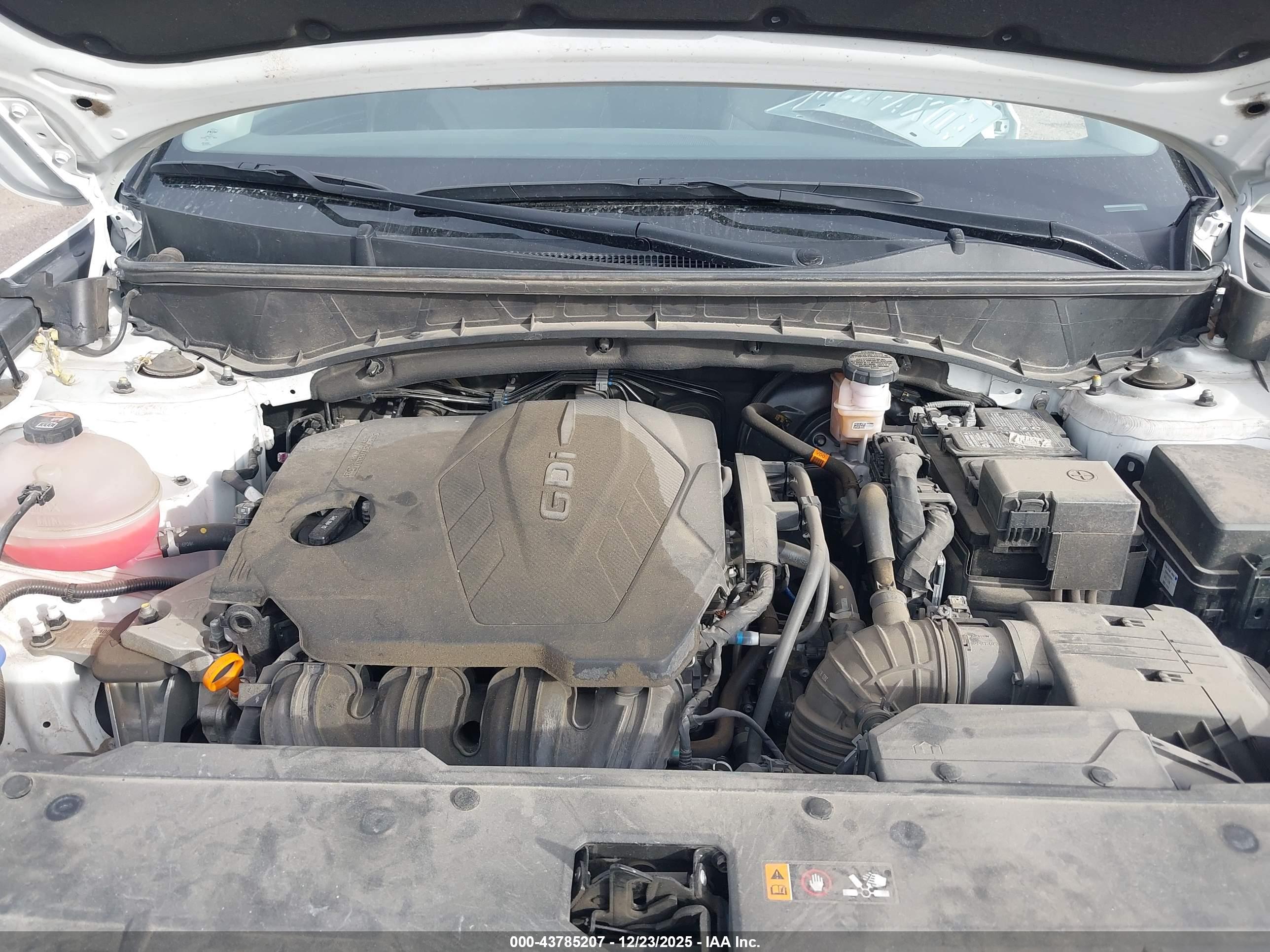 HYUNDAI TUCSON image 10