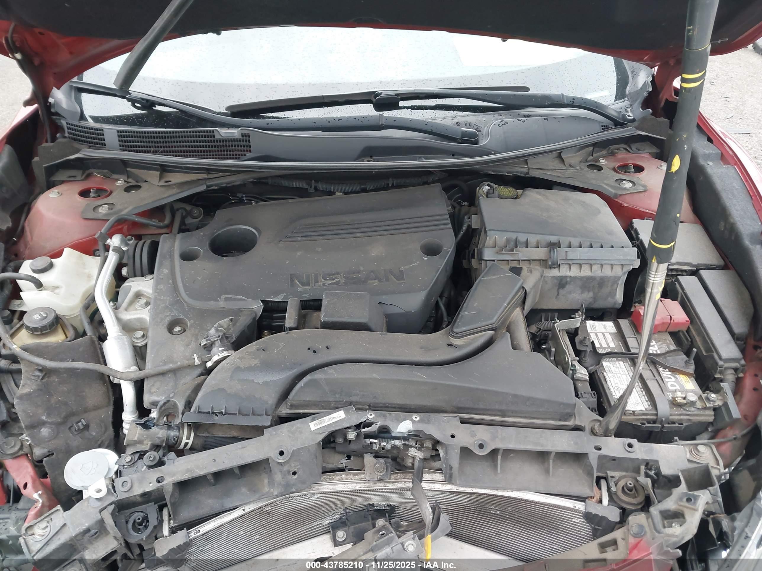 NISSAN ALTIMA image 10