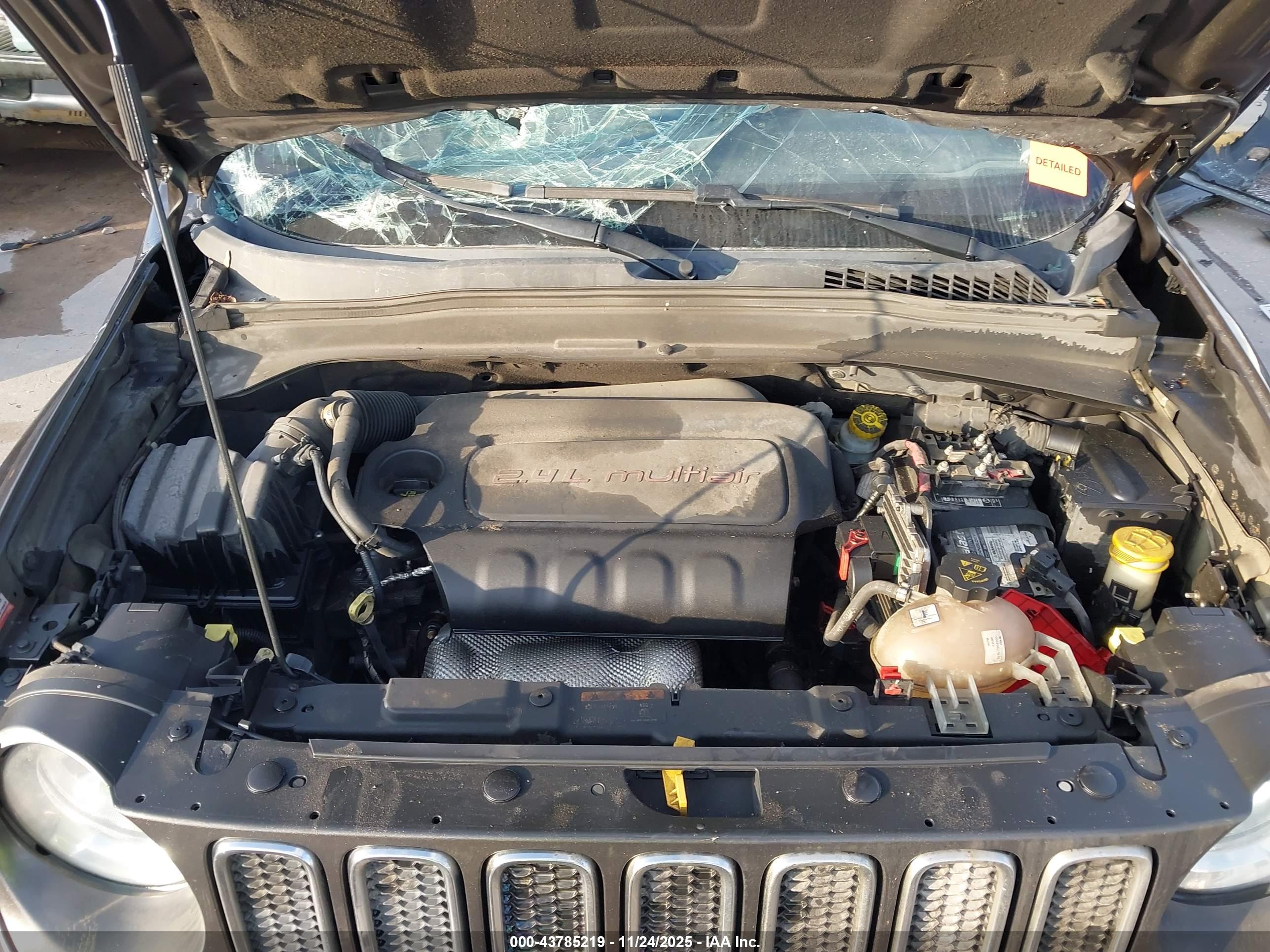 JEEP RENEGADE image 10