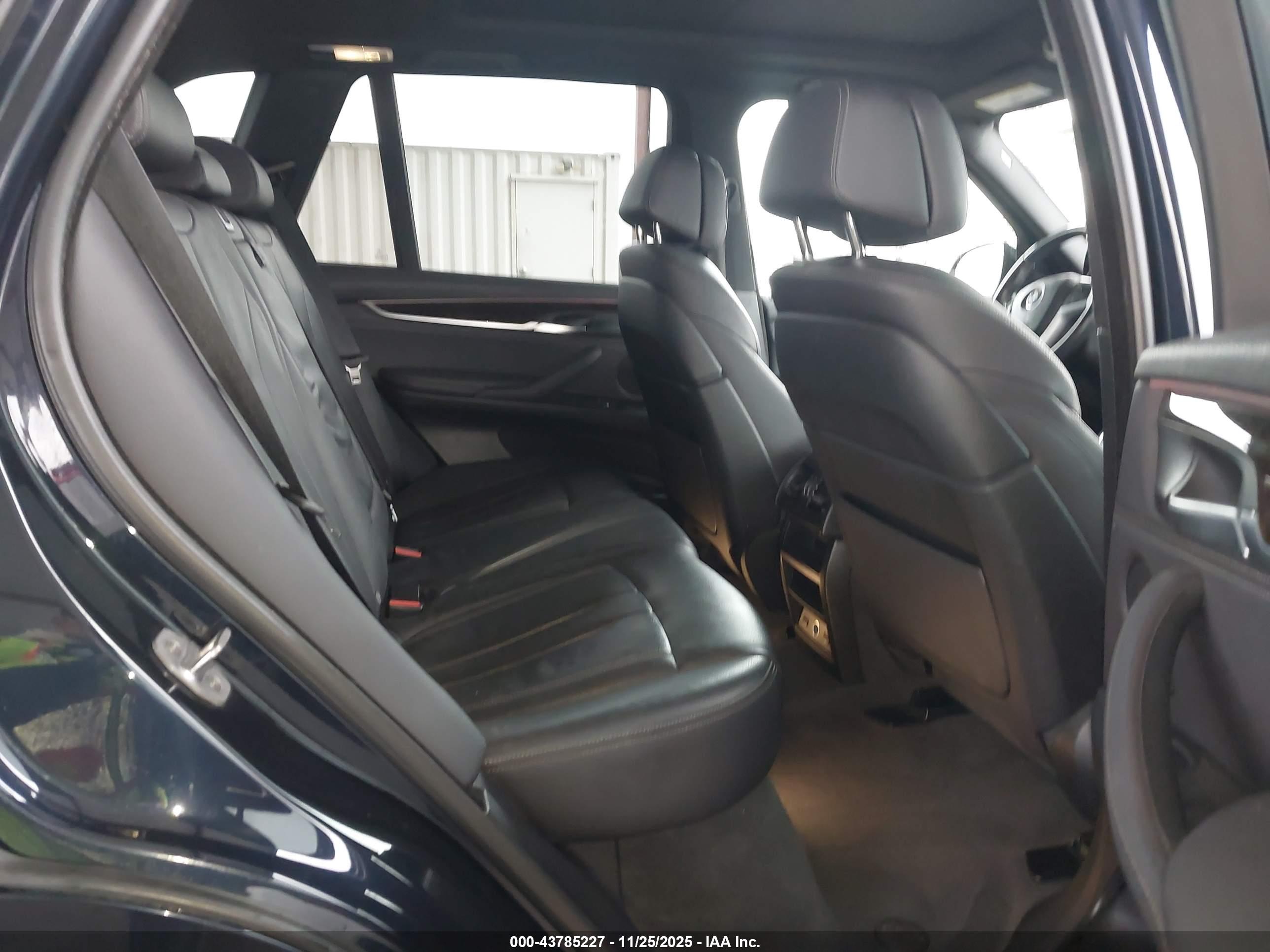 BMW X5 image 8