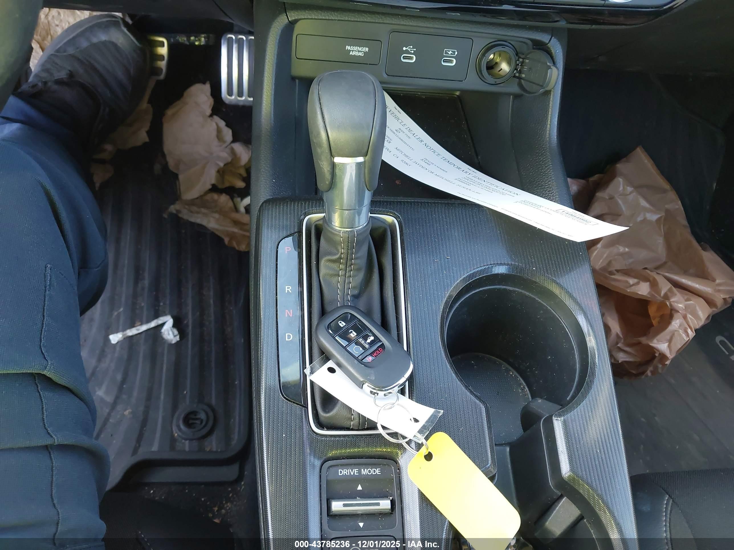 HONDA CIVIC image 11