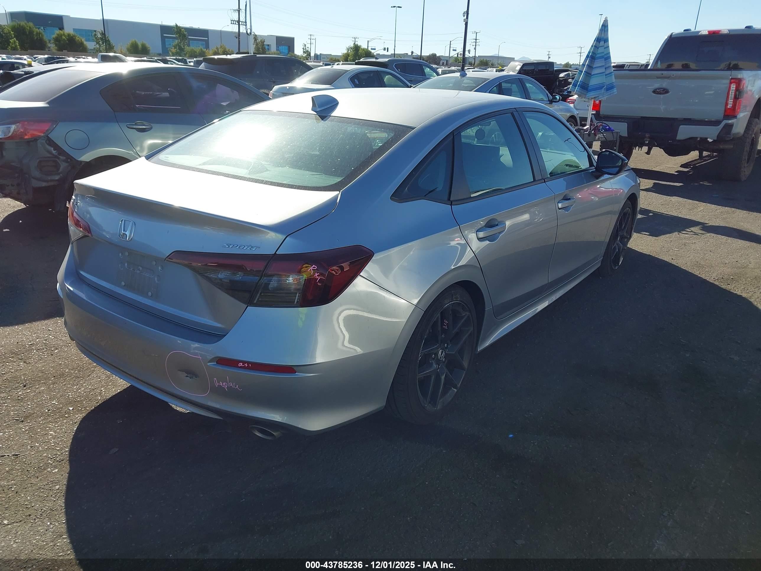 HONDA CIVIC image 4